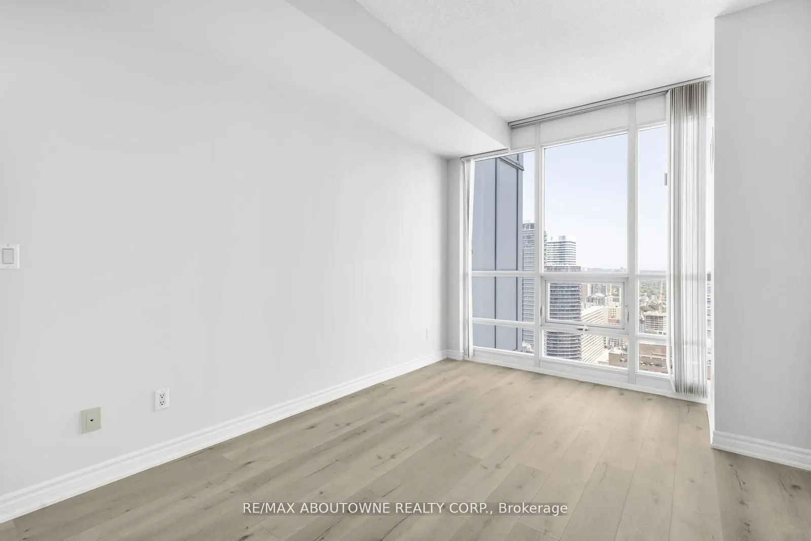 761 Bay Street, #3503