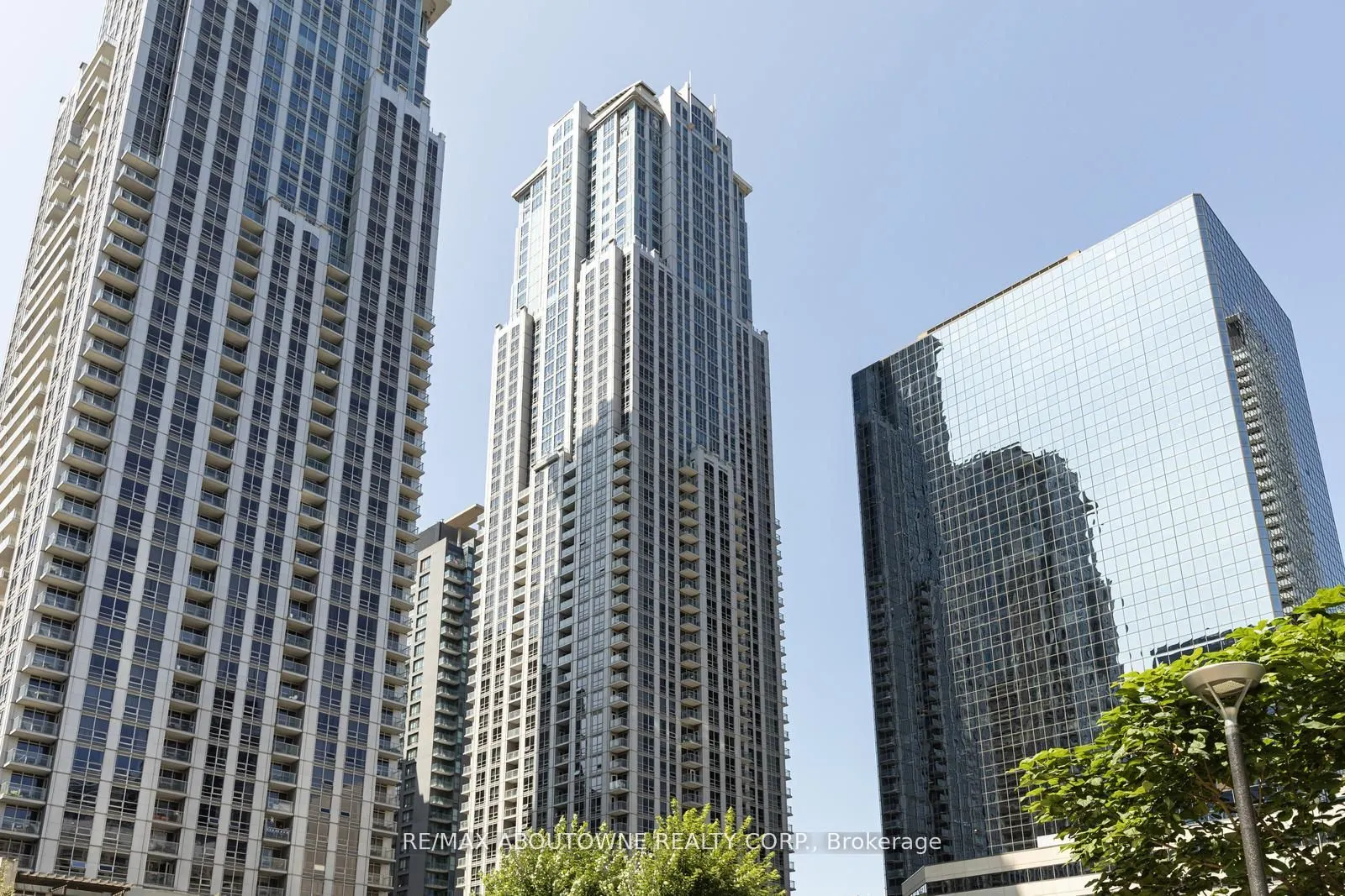 761 Bay Street, #3503