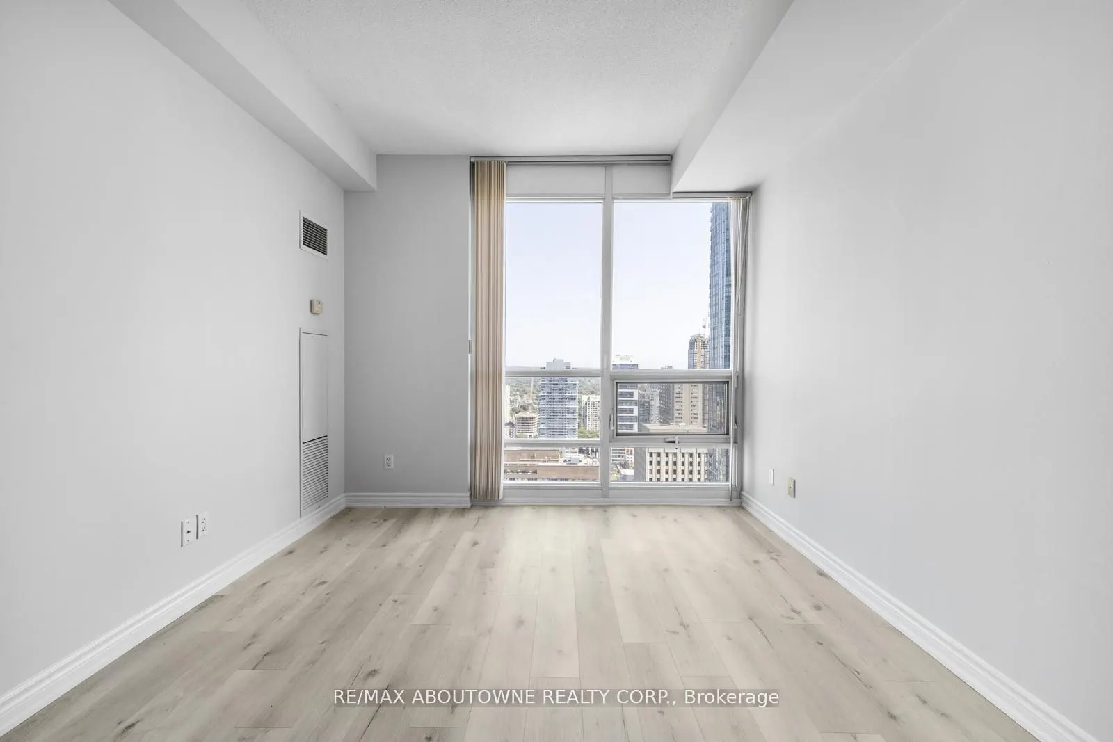 761 Bay Street, #3503