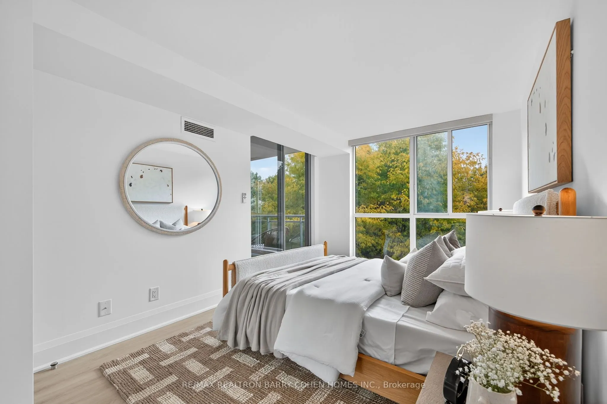398 Eglinton Avenue E, #503