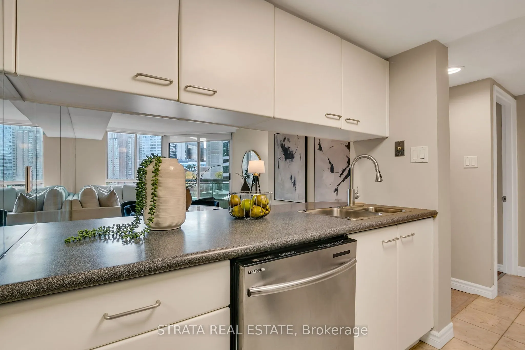 38 Elm Street, #412