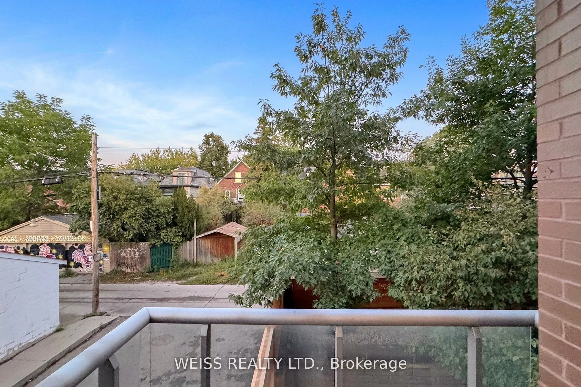 707 Dovercourt Road #215