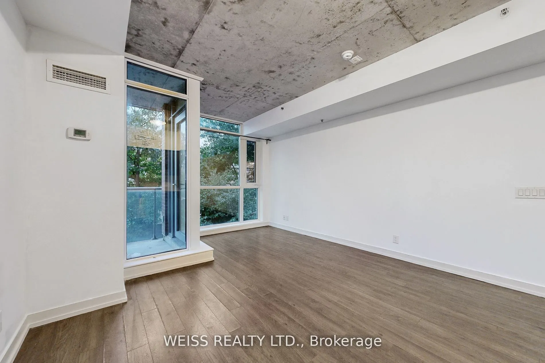 707 Dovercourt Road #215