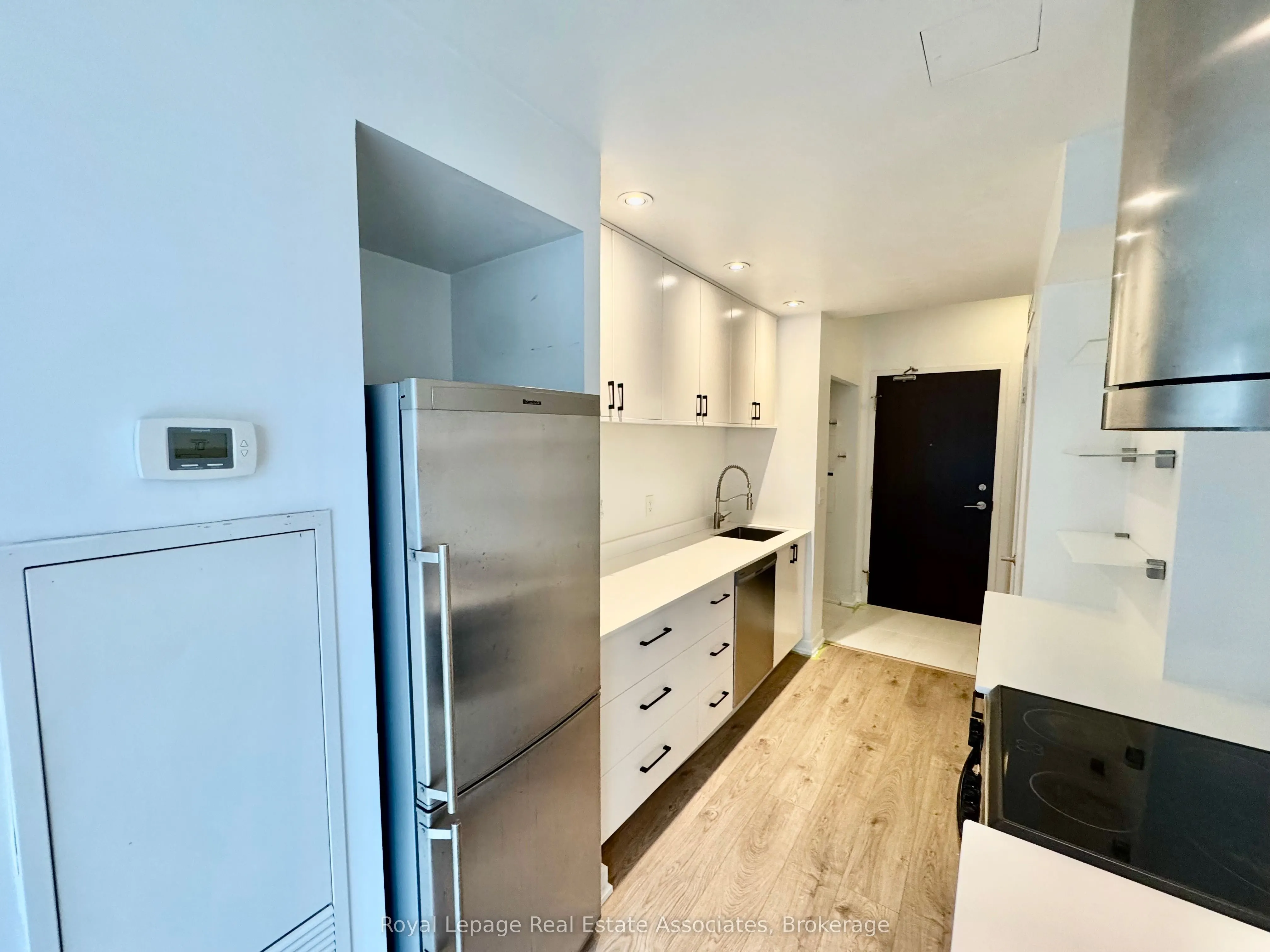 38 Dan Leckie Way, #505