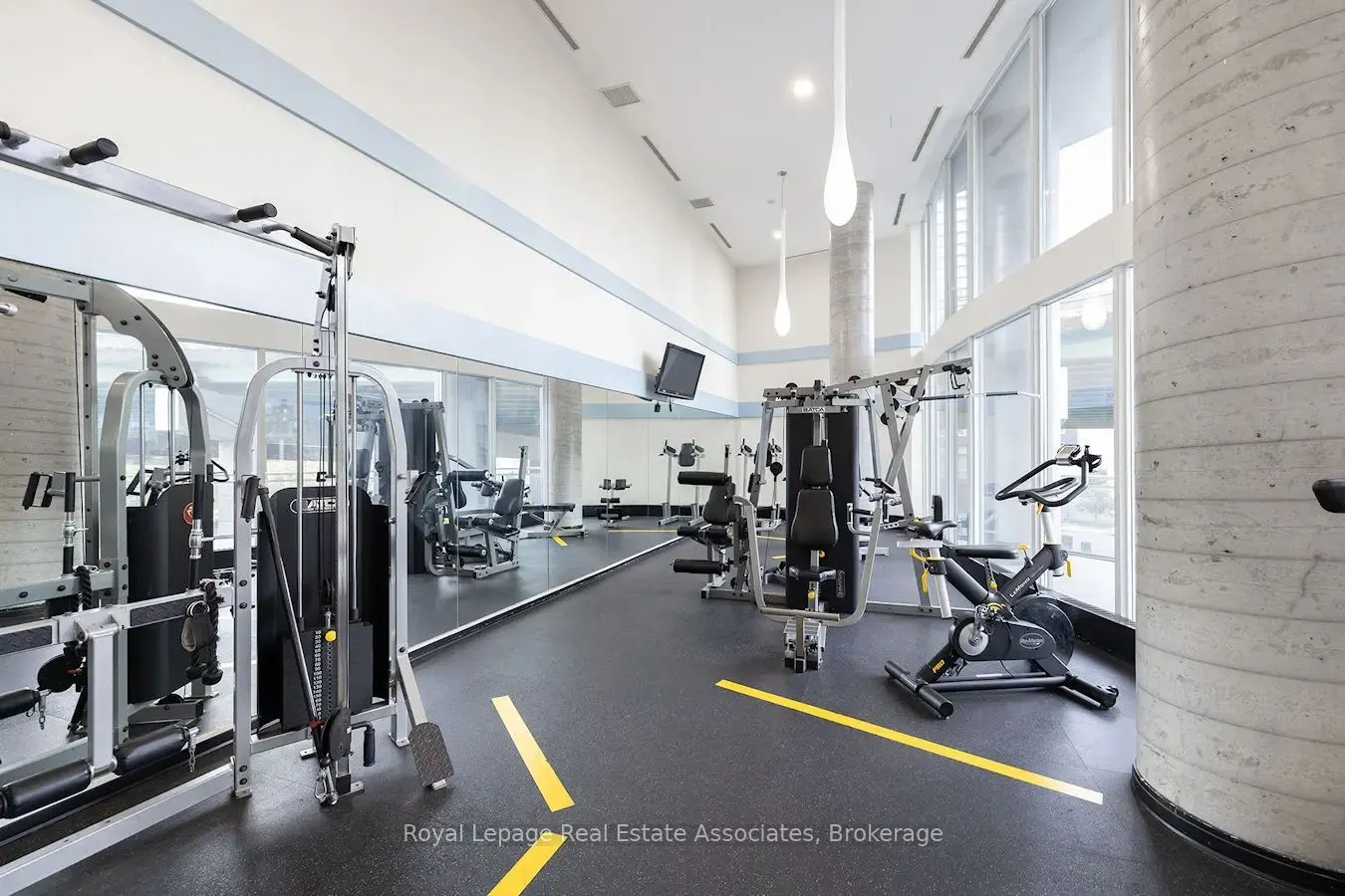 38 Dan Leckie Way, #505