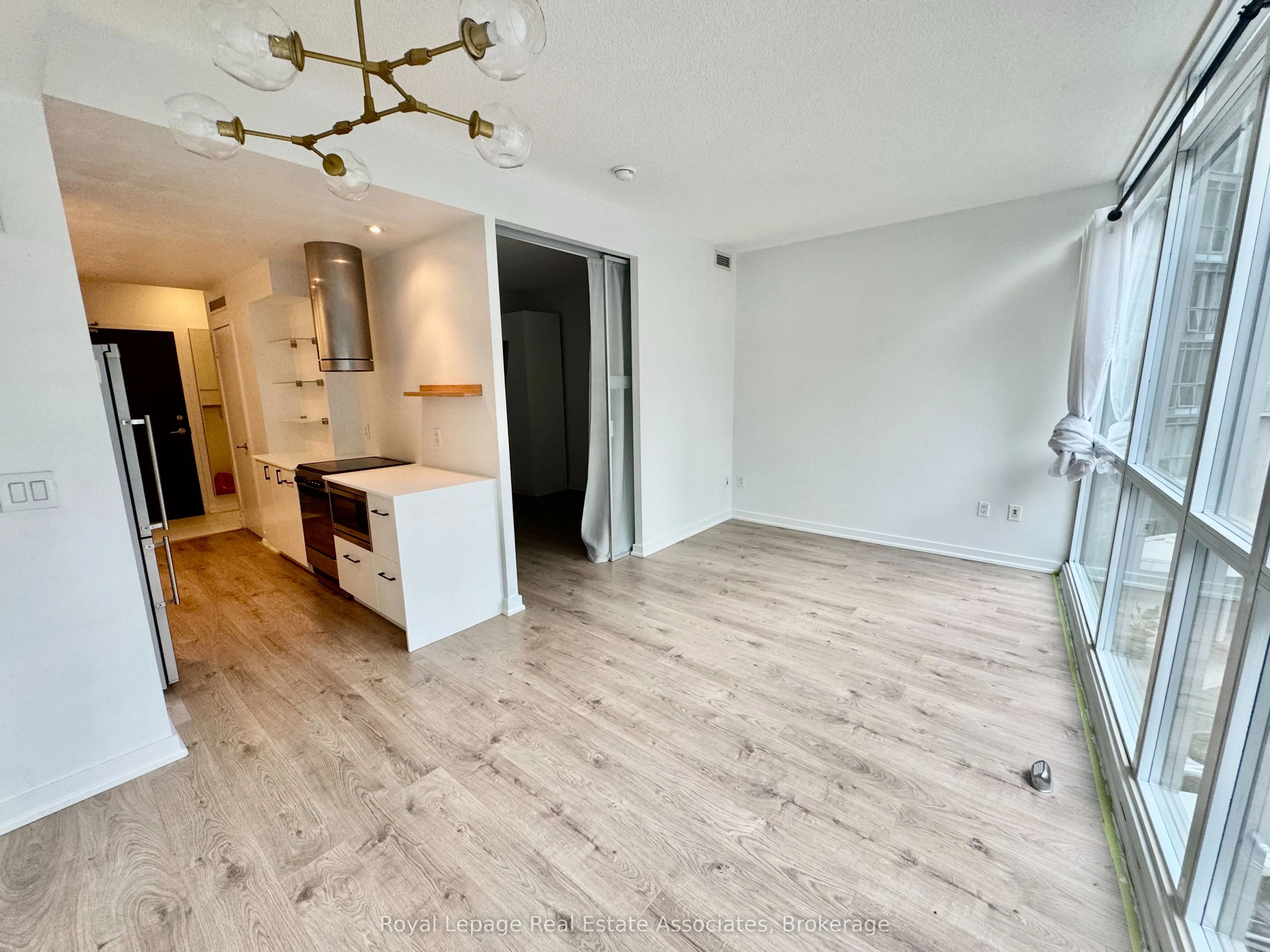 38 Dan Leckie Way, #505