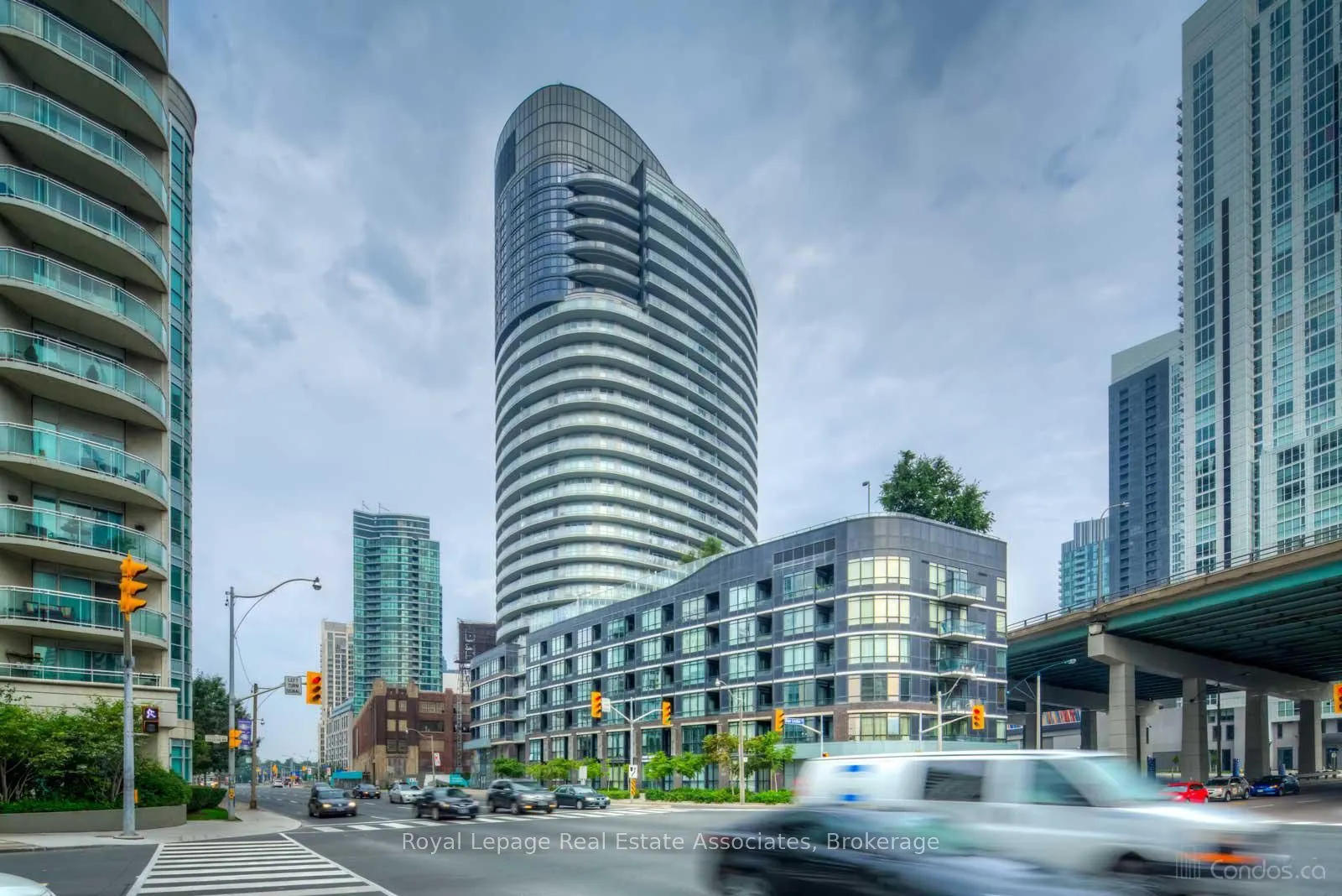 38 Dan Leckie Way, #505