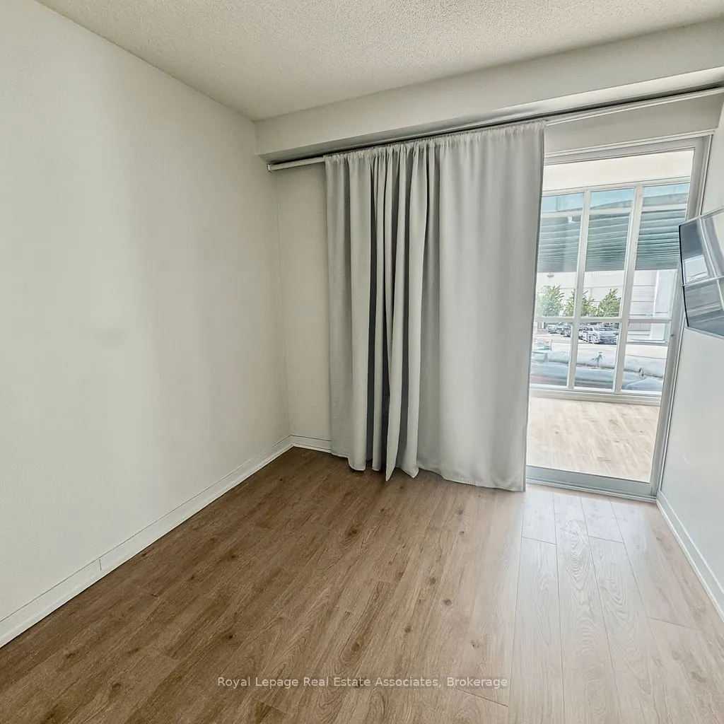 38 Dan Leckie Way, #505