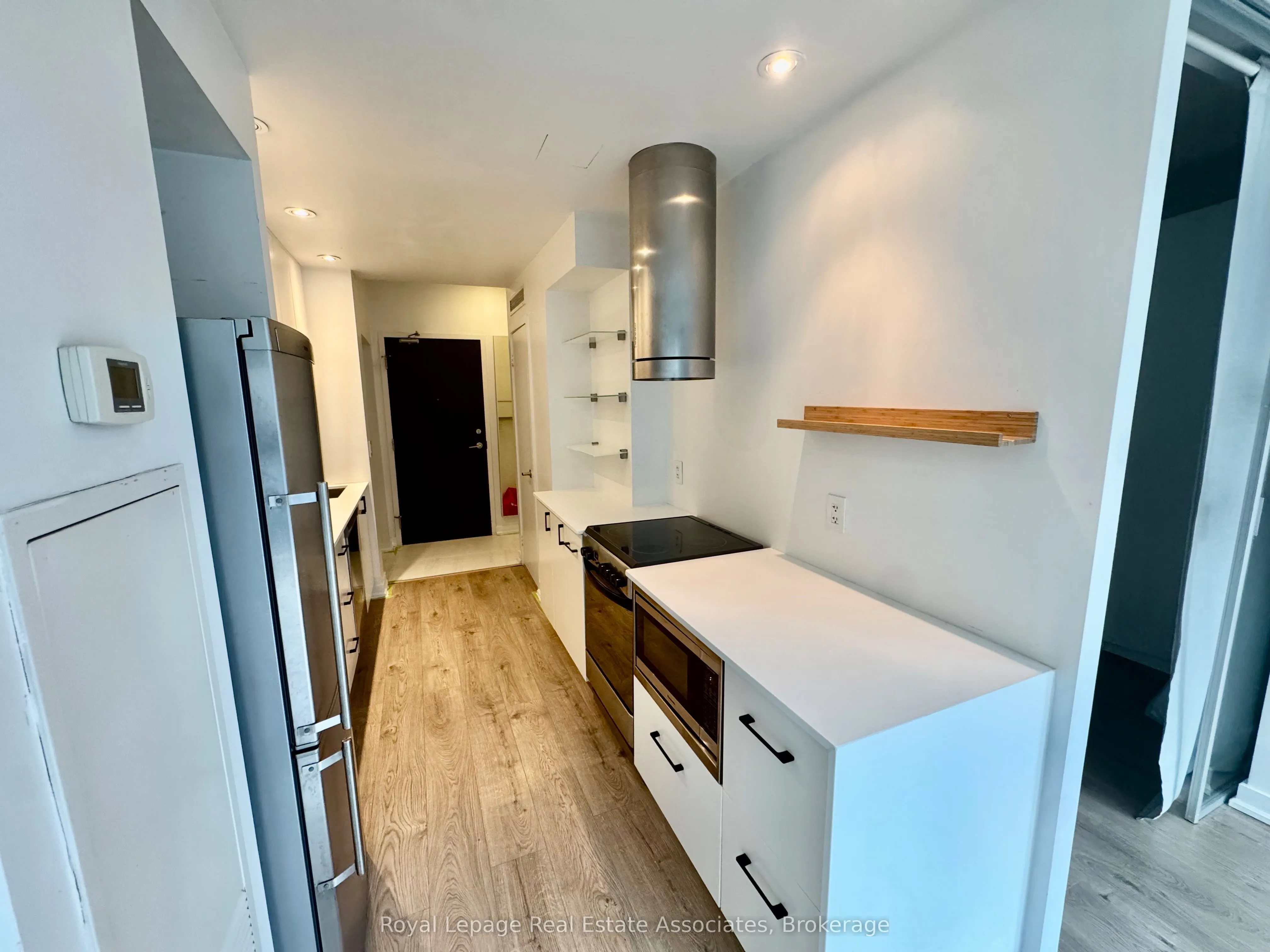 38 Dan Leckie Way, #505