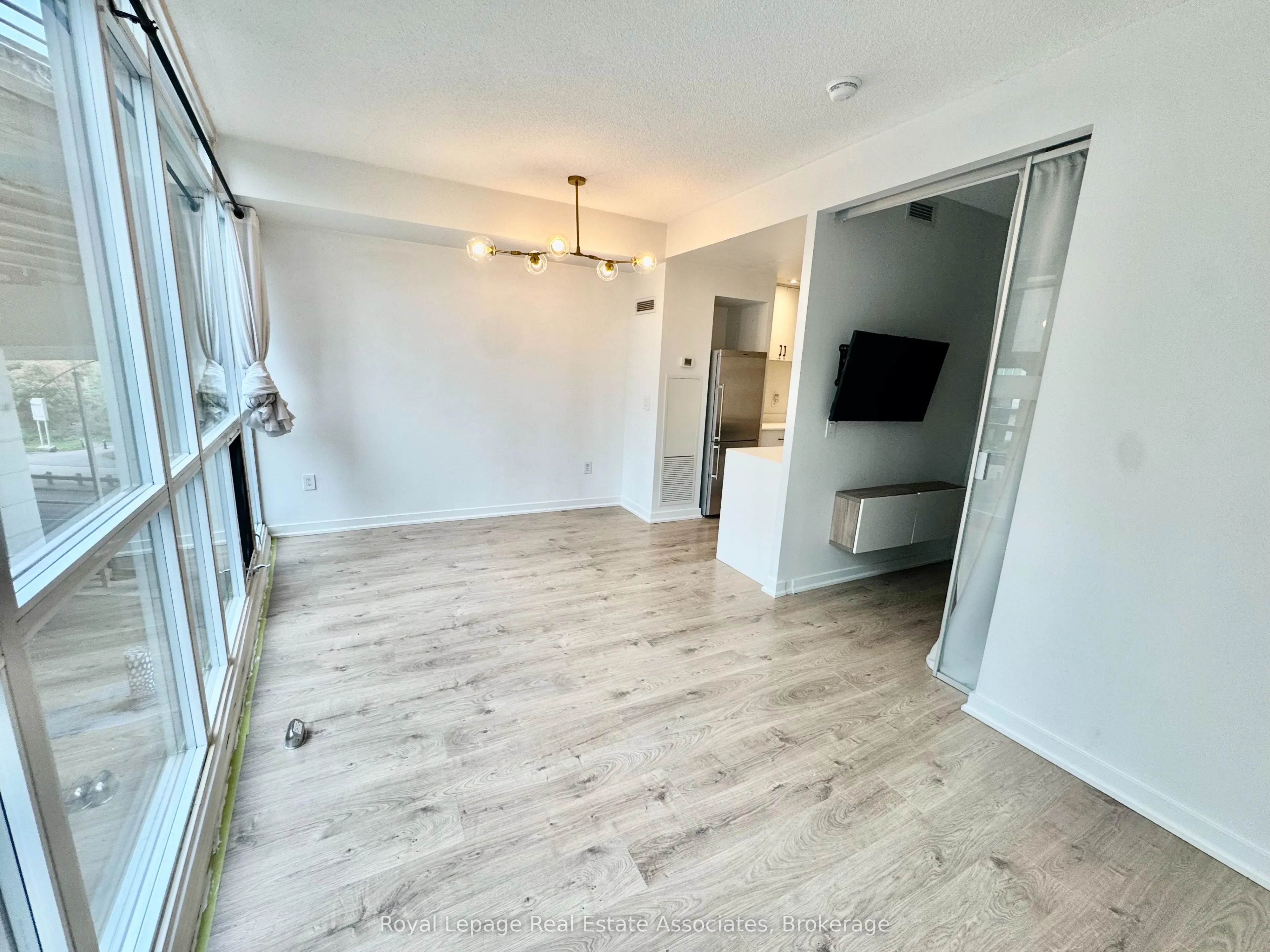 38 Dan Leckie Way, #505