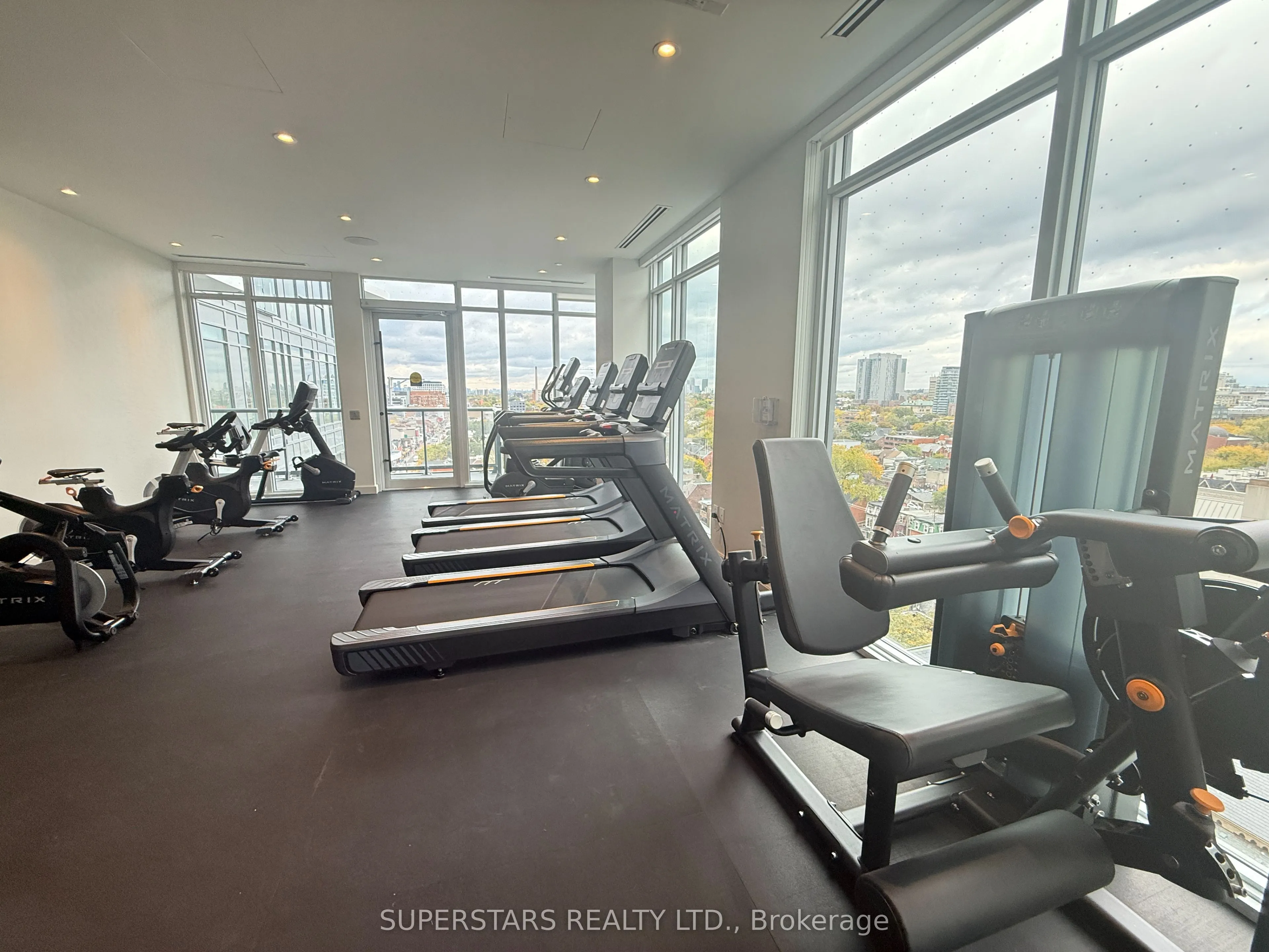 280 Dundas Street W, #2604