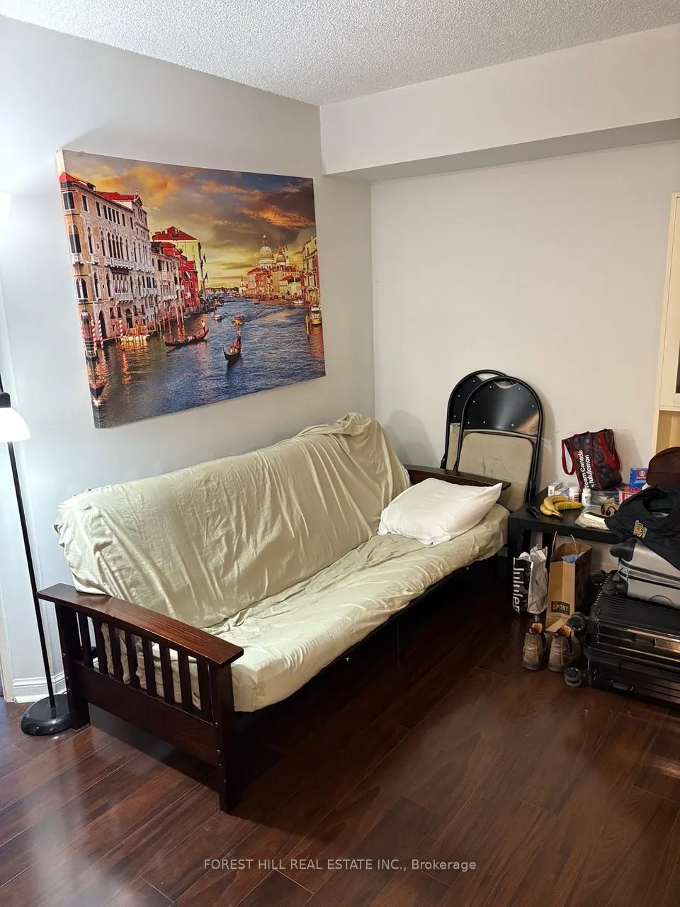 24 Wellesley Street W, #909