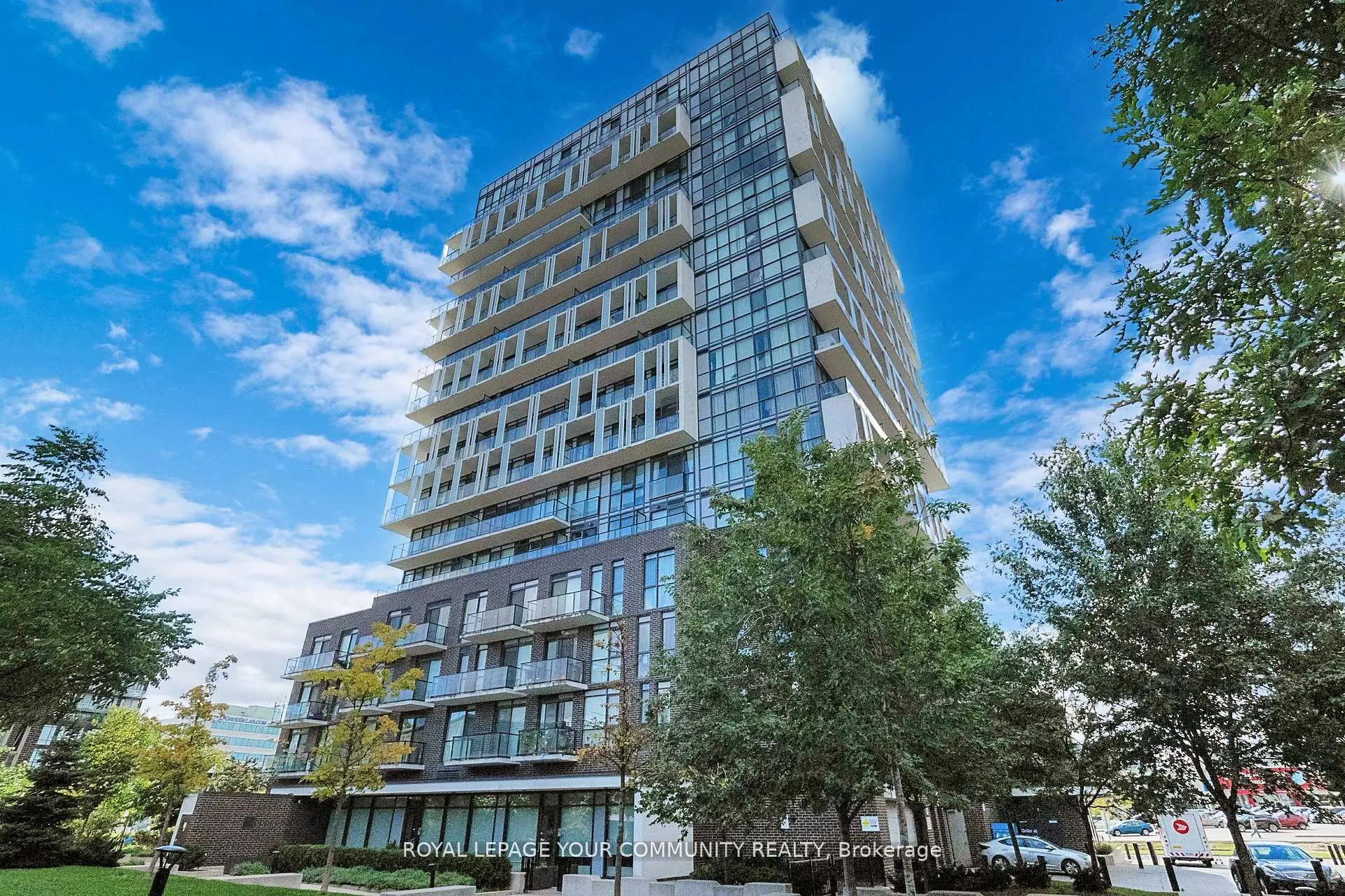 150 Fairview Mall Drive, #416