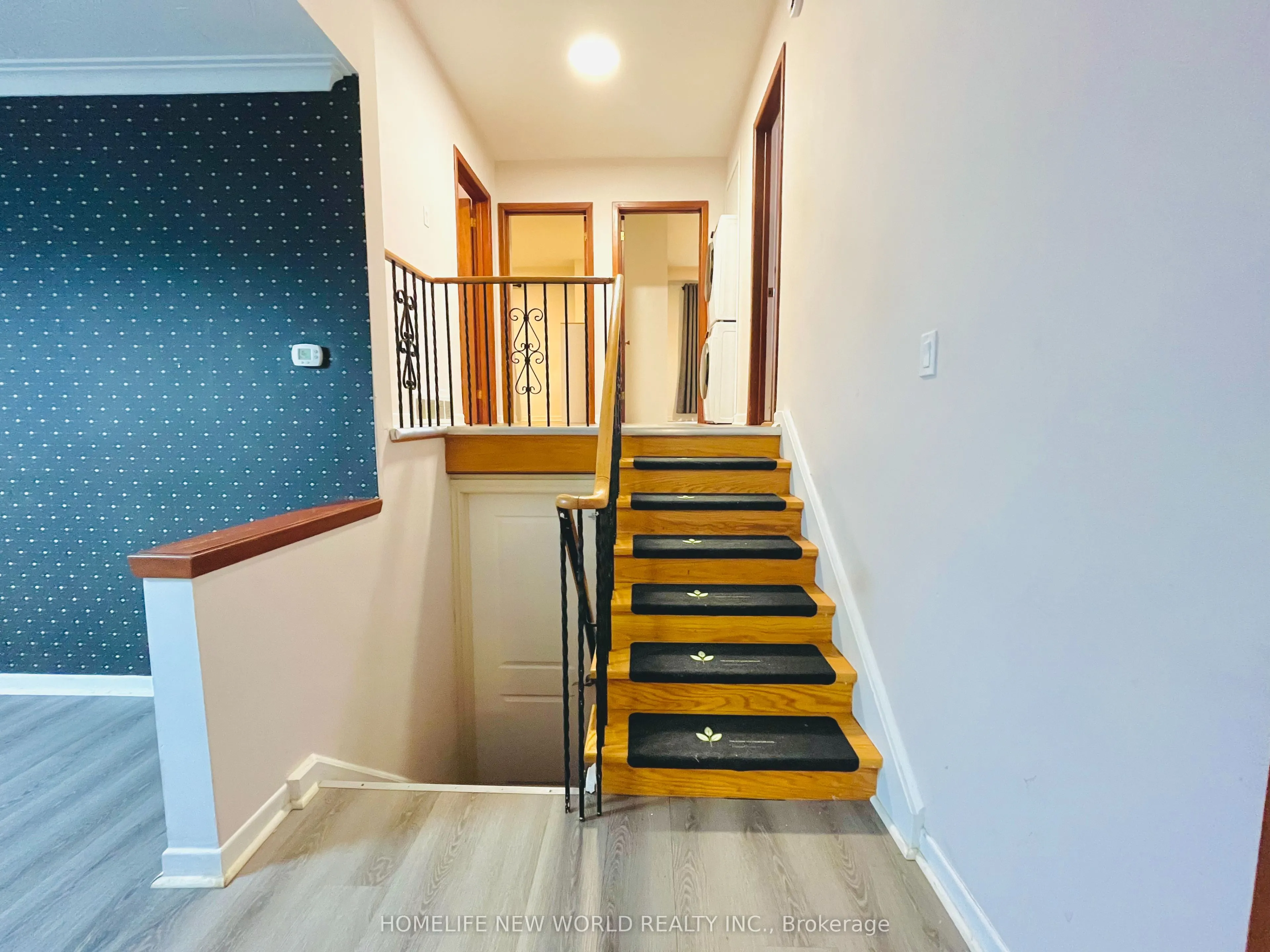 49 MCKEE Avenue, #GROUND