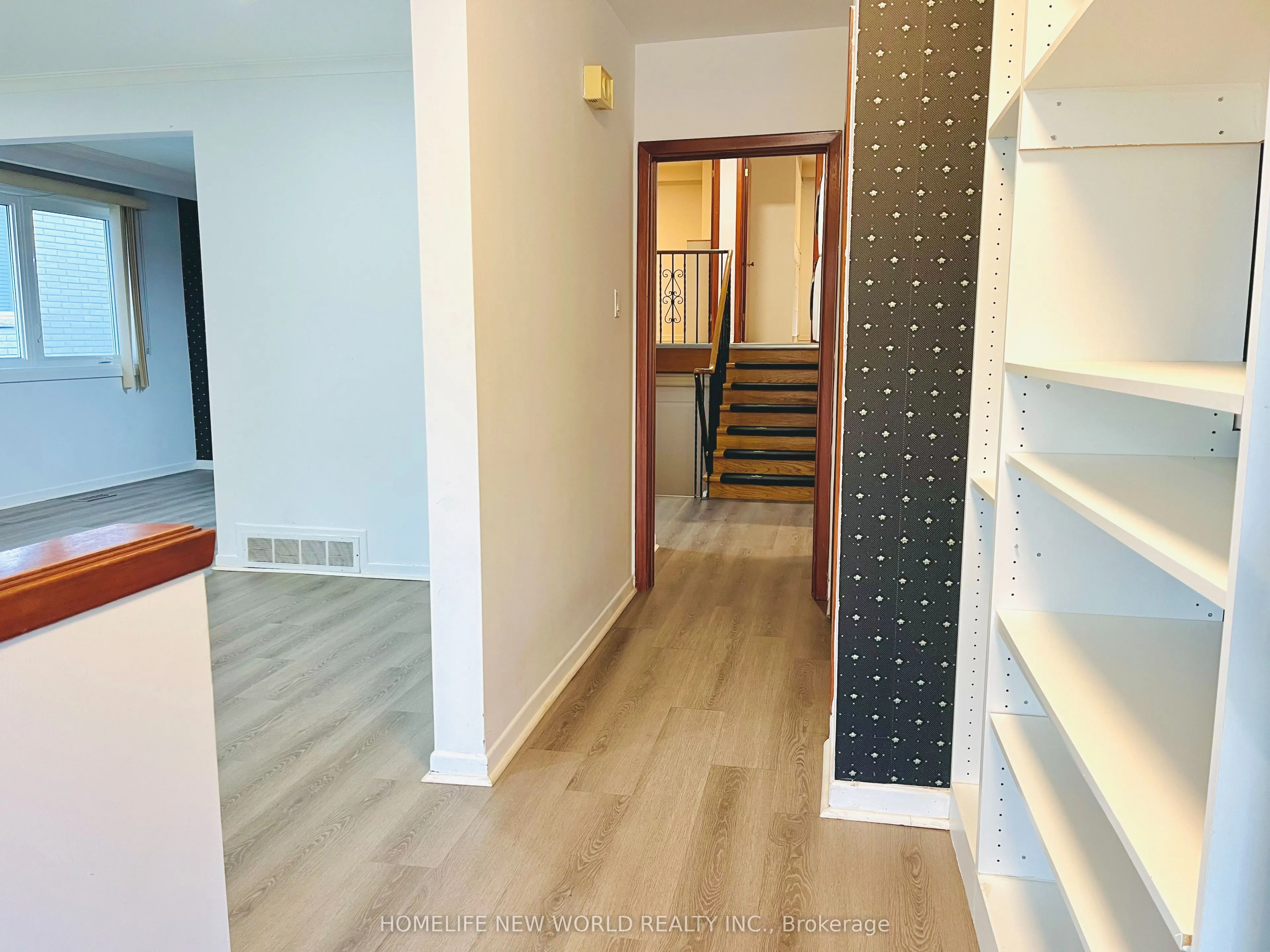 49 MCKEE Avenue, #GROUND
