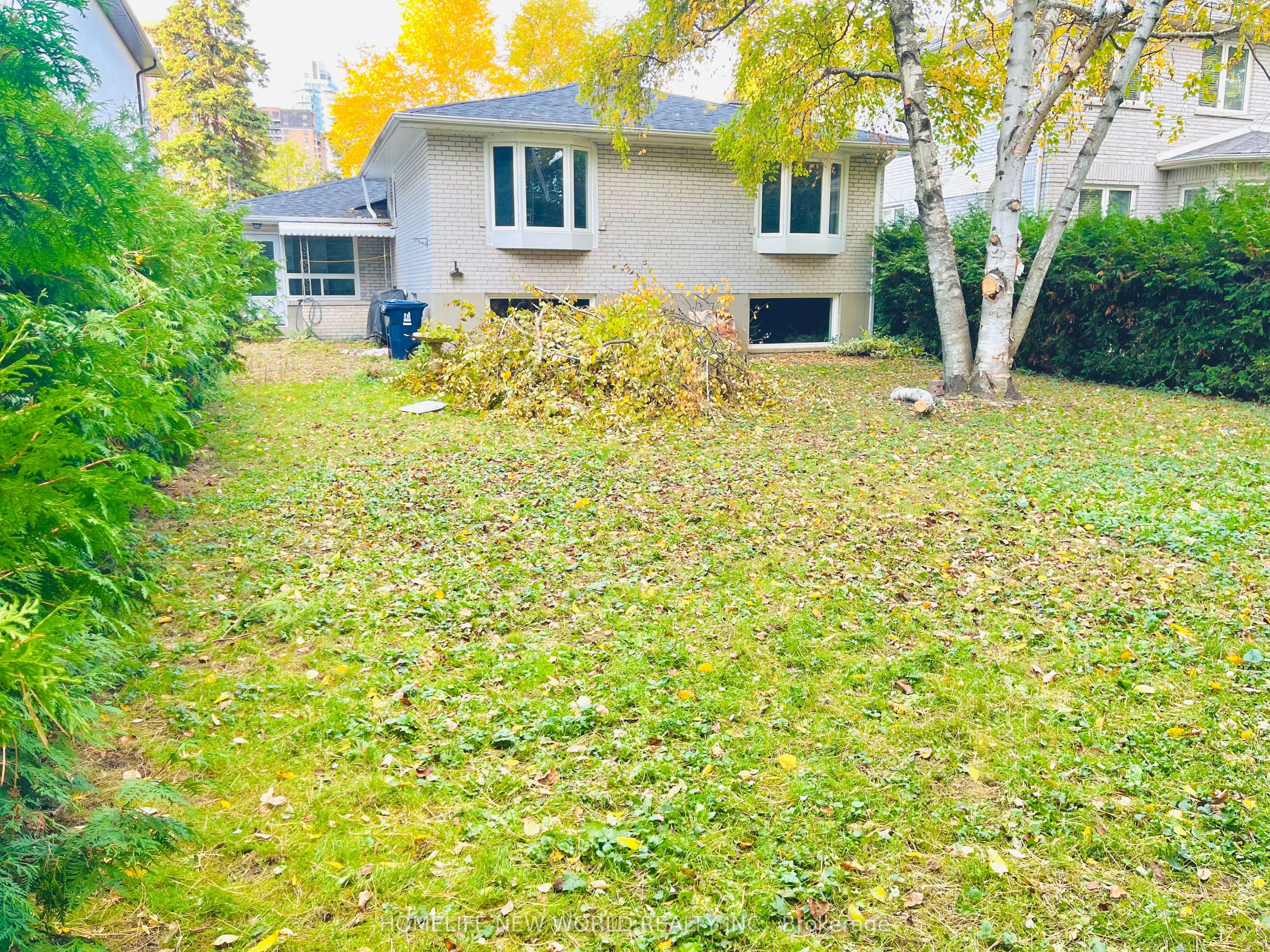 49 MCKEE Avenue, #GROUND