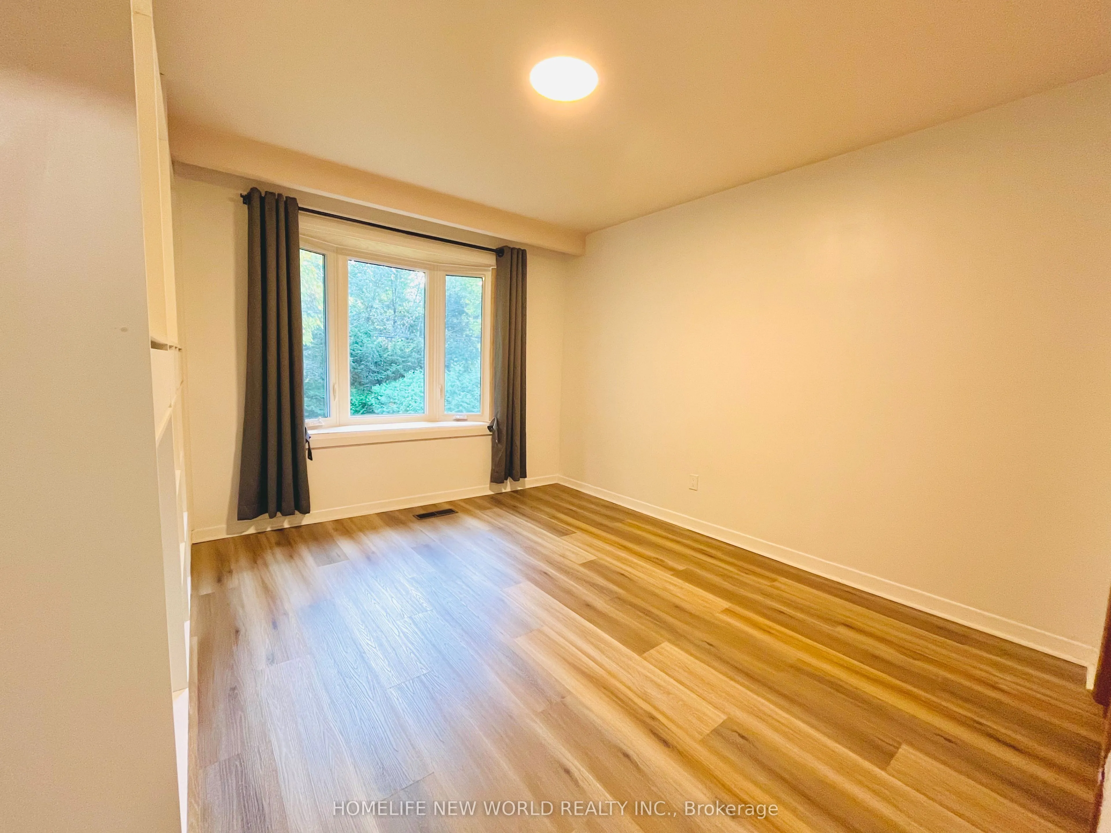 49 MCKEE Avenue, #GROUND