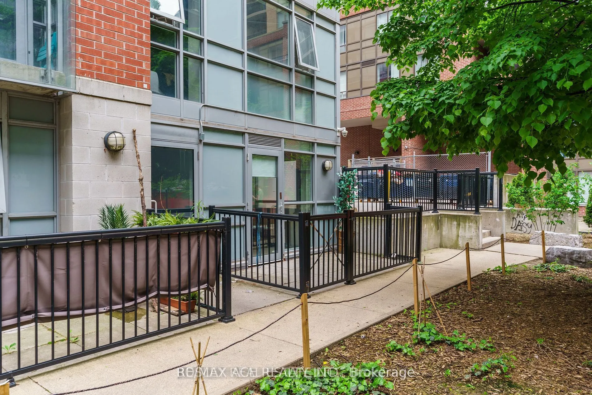170 Sudbury Street, #104