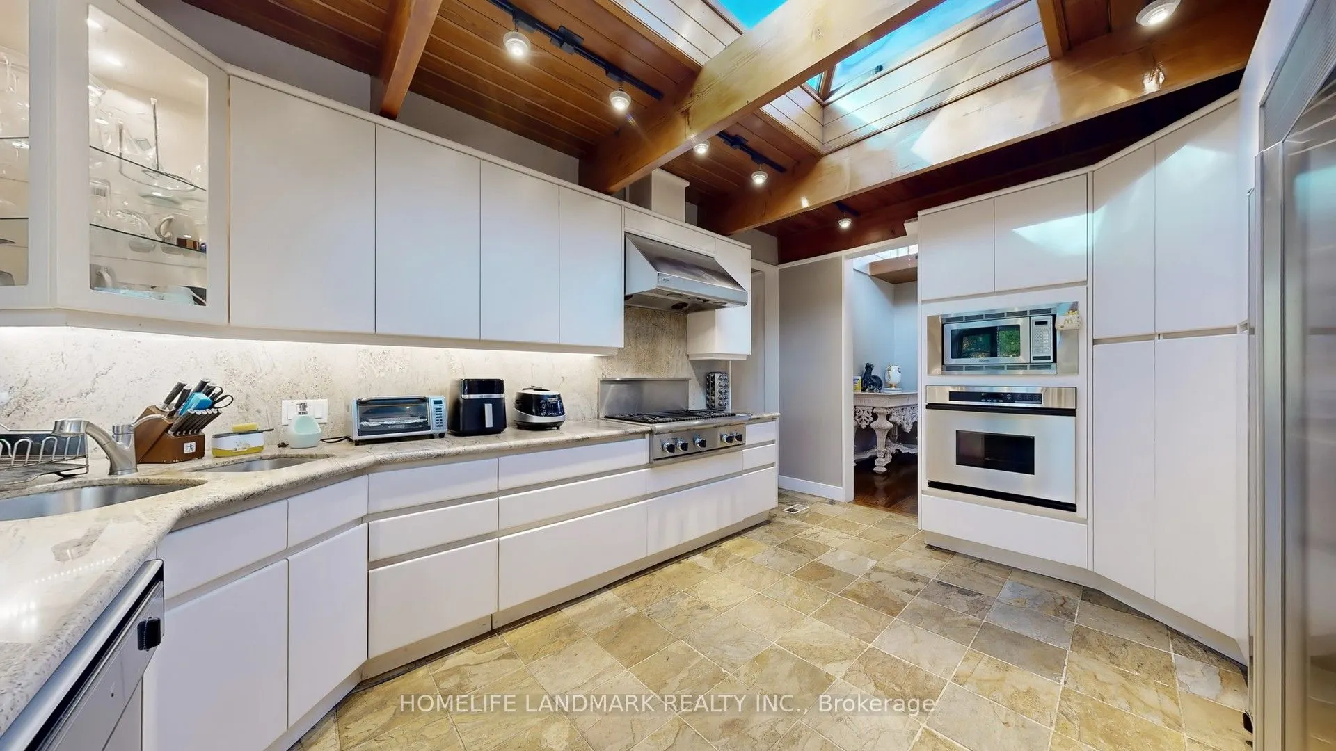 85 Forest Grove Drive