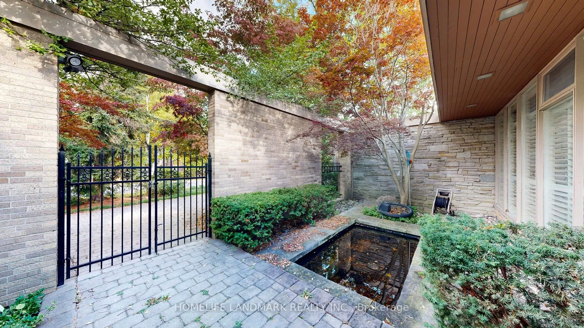 85 Forest Grove Drive