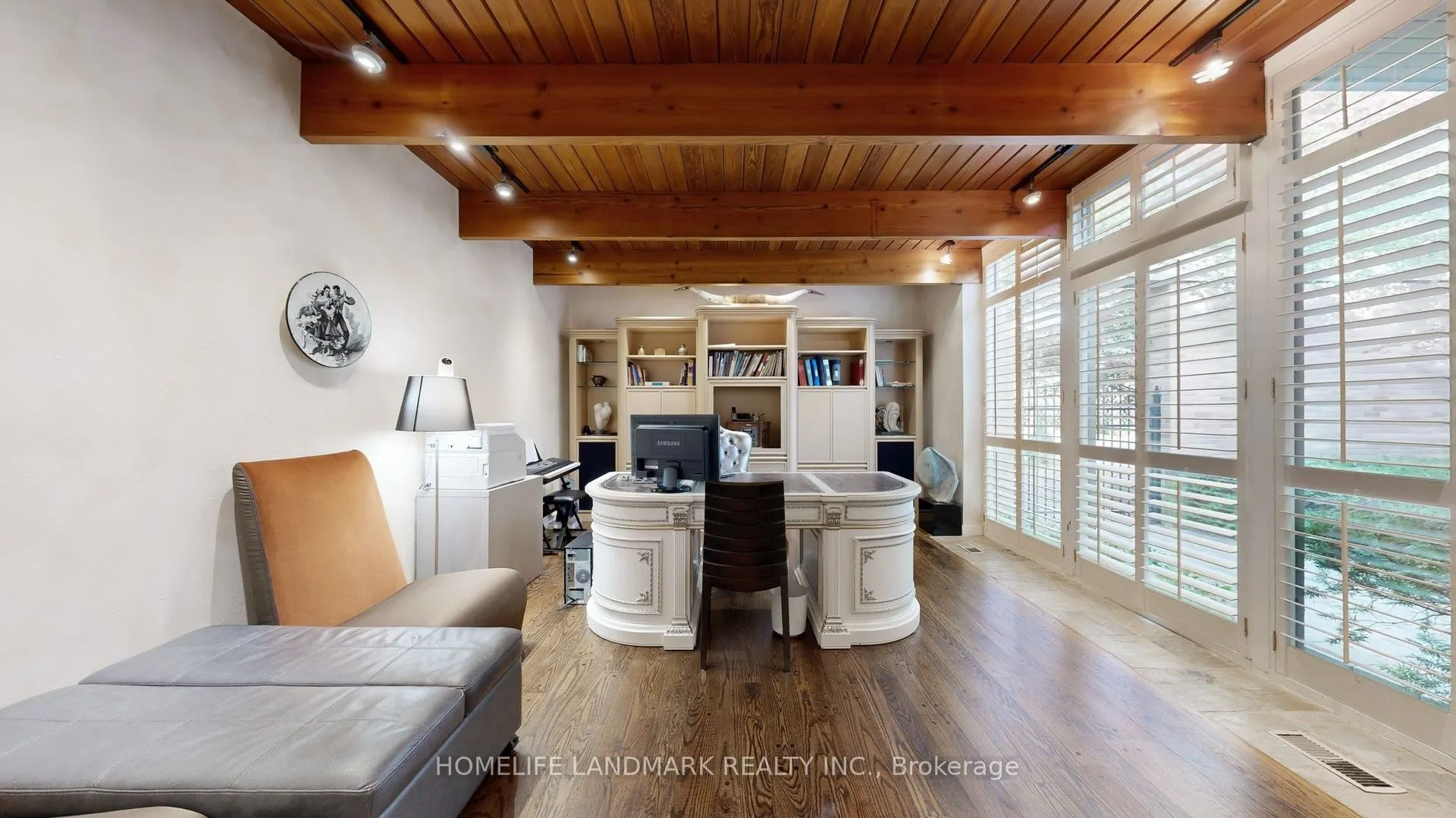 85 Forest Grove Drive
