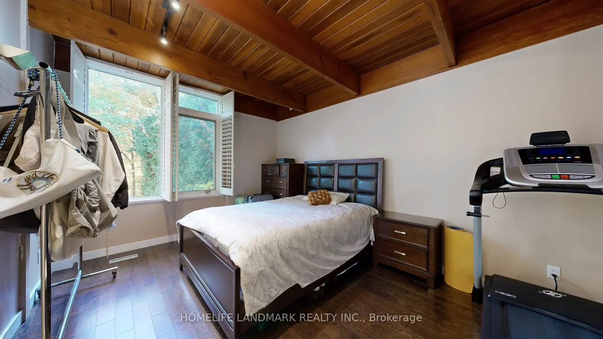 85 Forest Grove Drive