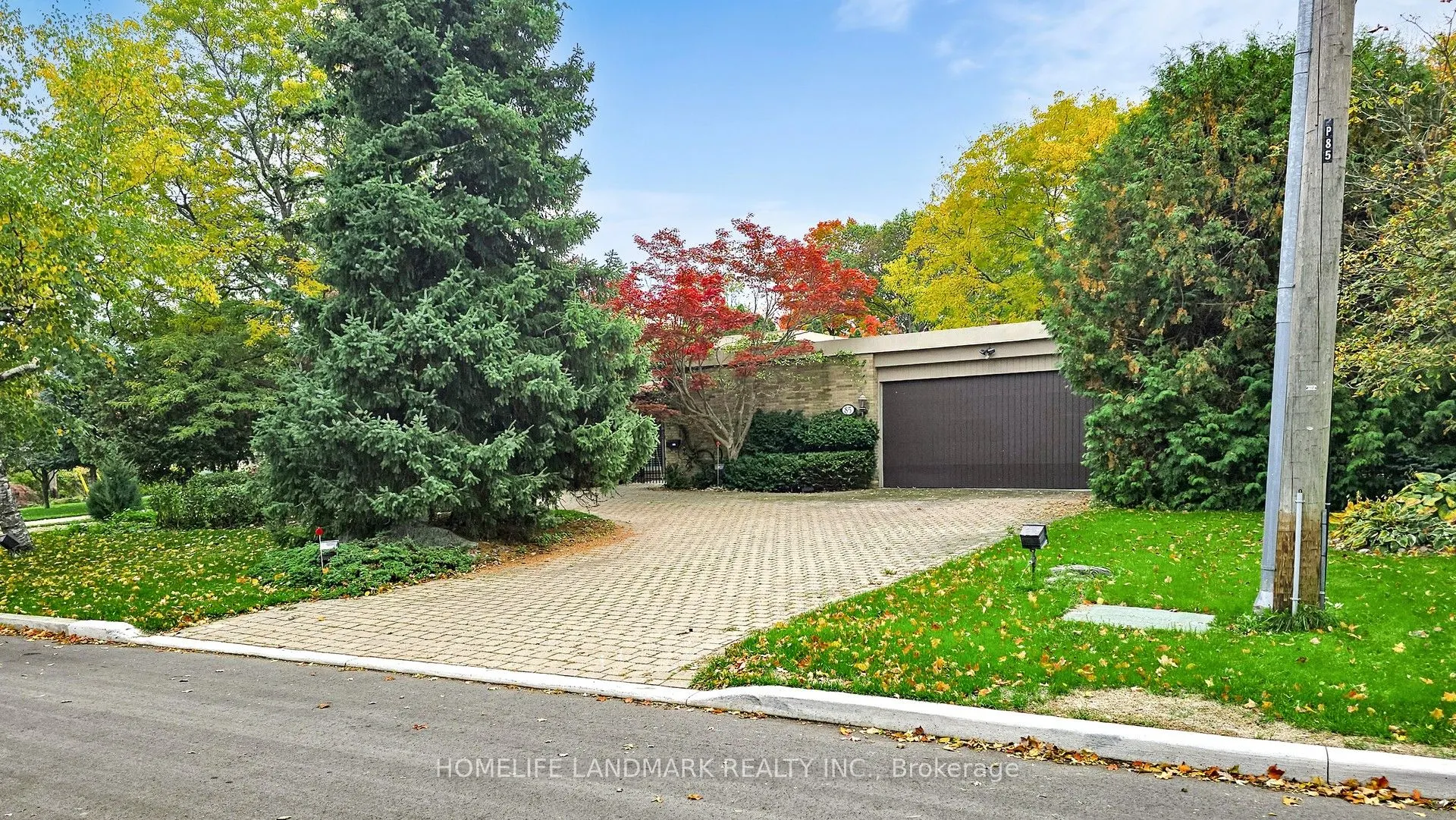 85 Forest Grove Drive