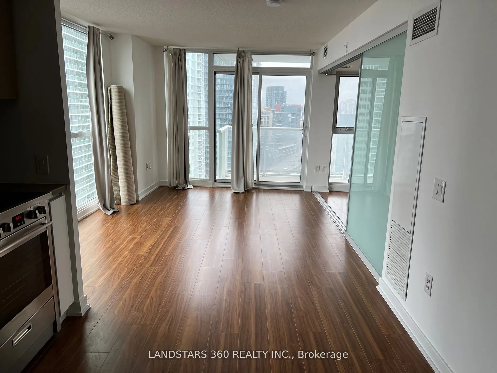 75 Queens Wharf Road, #2008