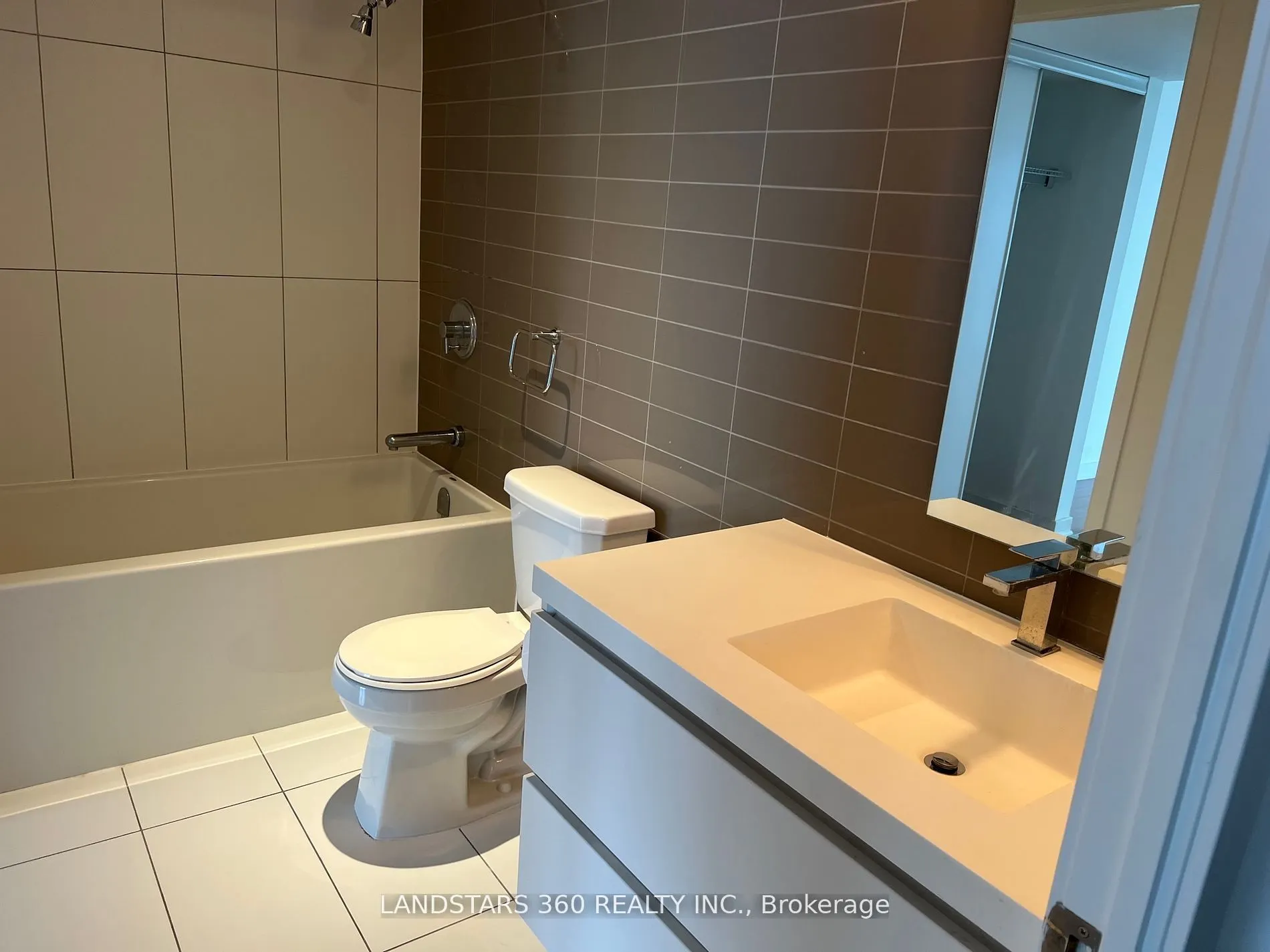 75 Queens Wharf Road, #2008
