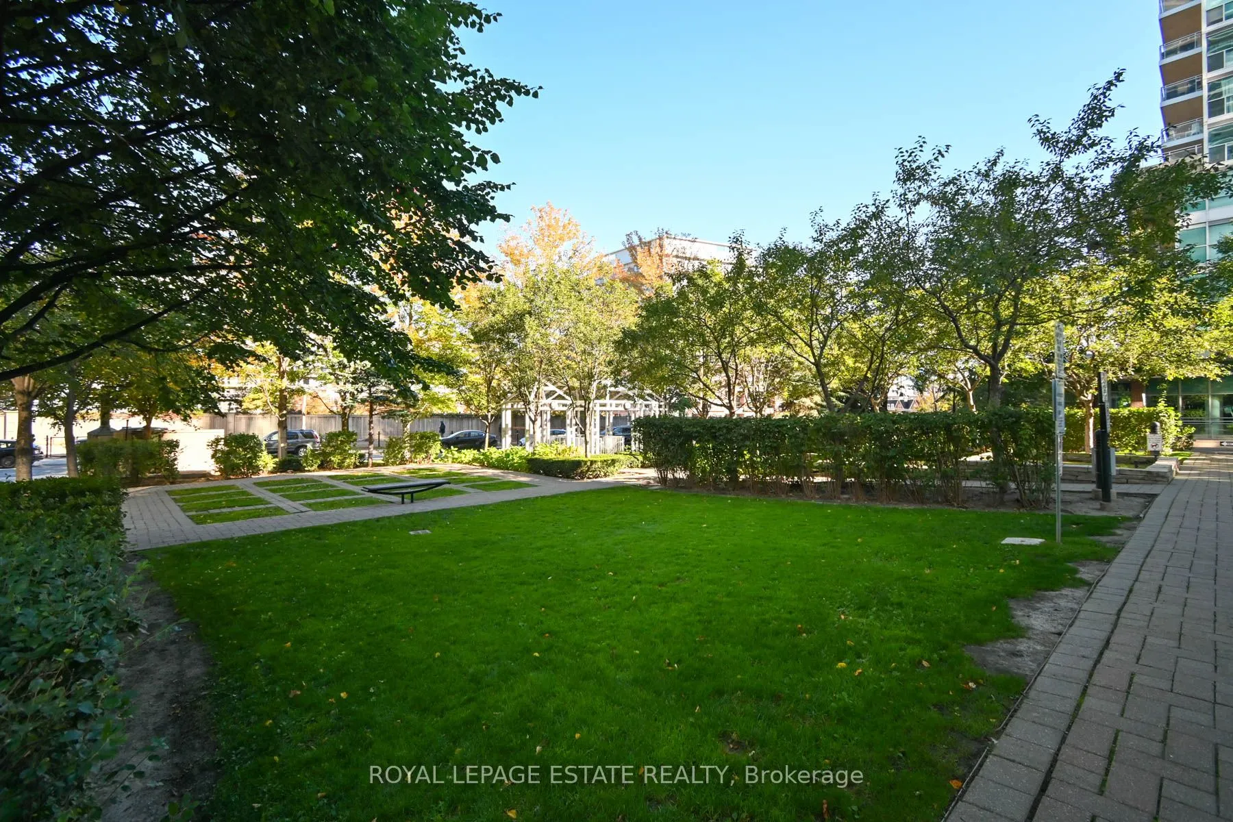 50 Lynn Williams Street, #1412