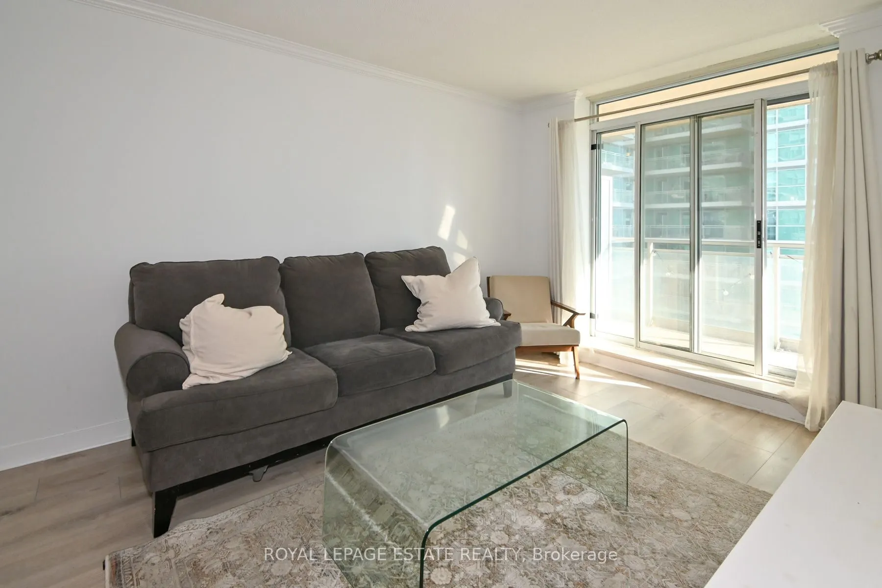 50 Lynn Williams Street, #1412