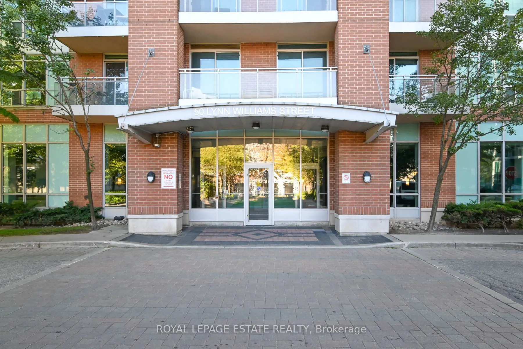 50 Lynn Williams Street, #1412