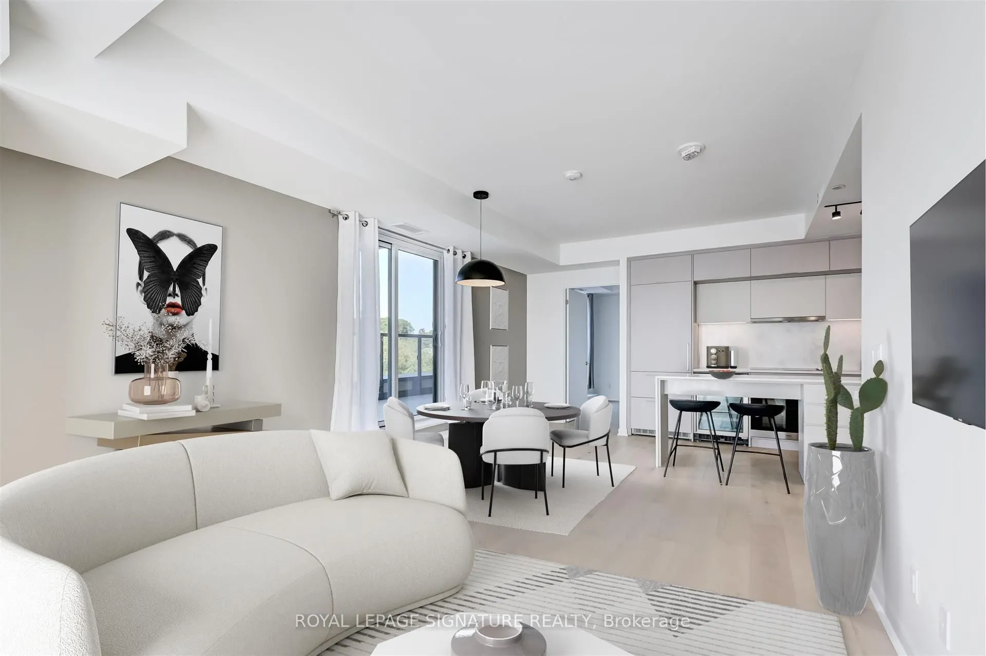 185 Alberta Avenue, #501