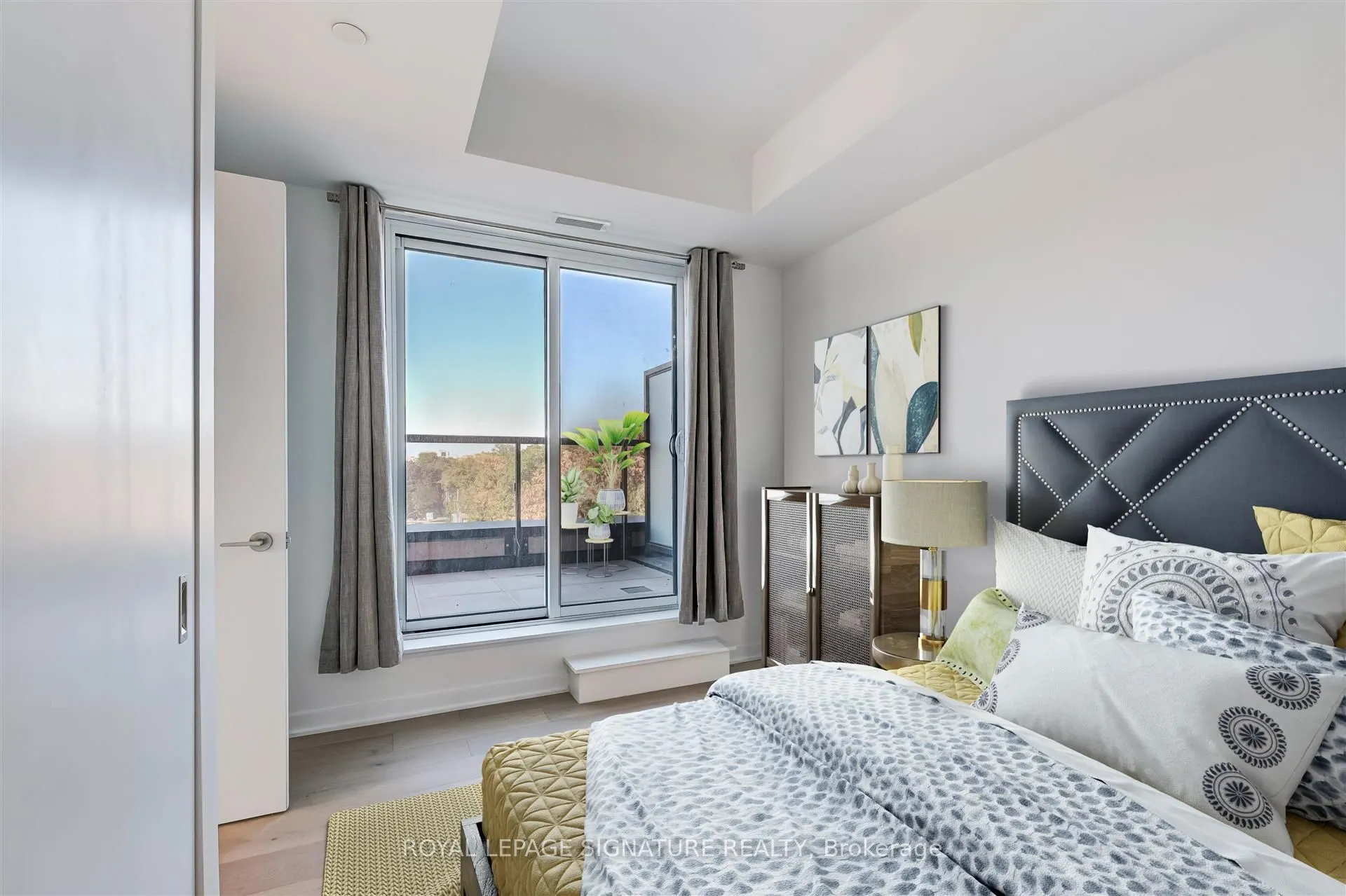185 Alberta Avenue, #501