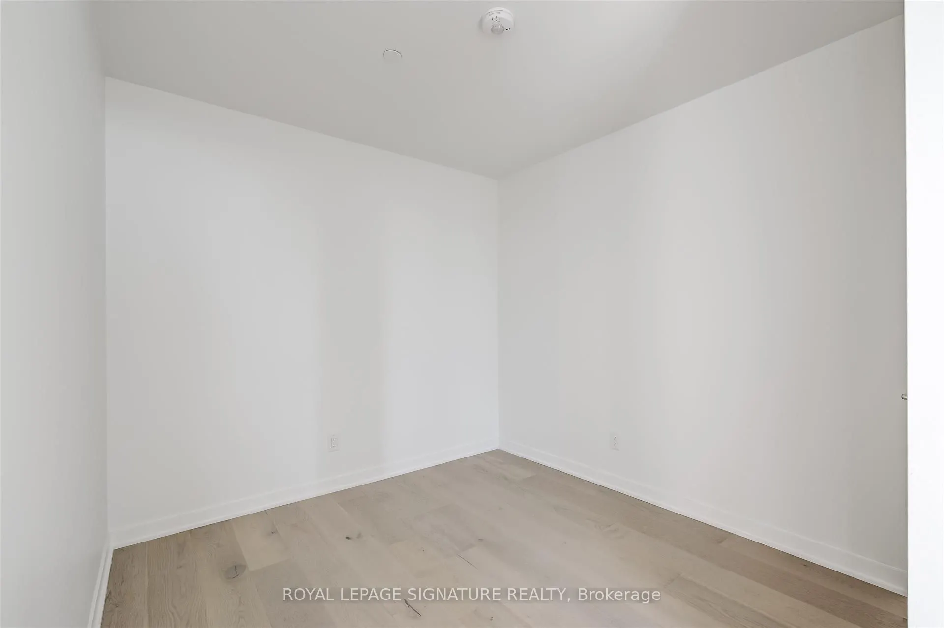 185 Alberta Avenue, #501