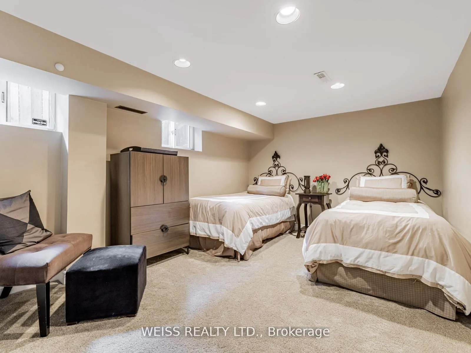 14 Northmount Avenue