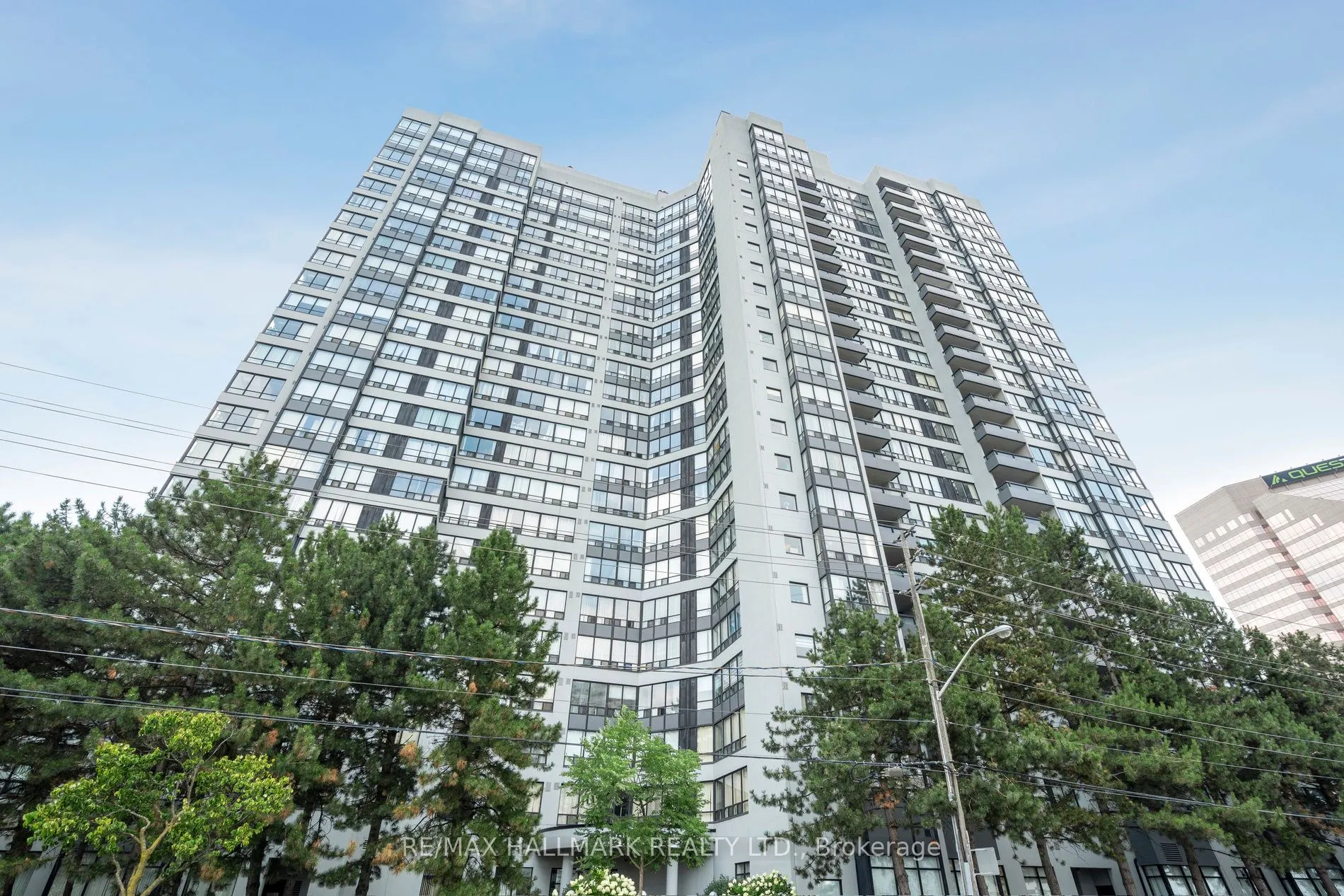 7 Bishop Avenue, #1214
