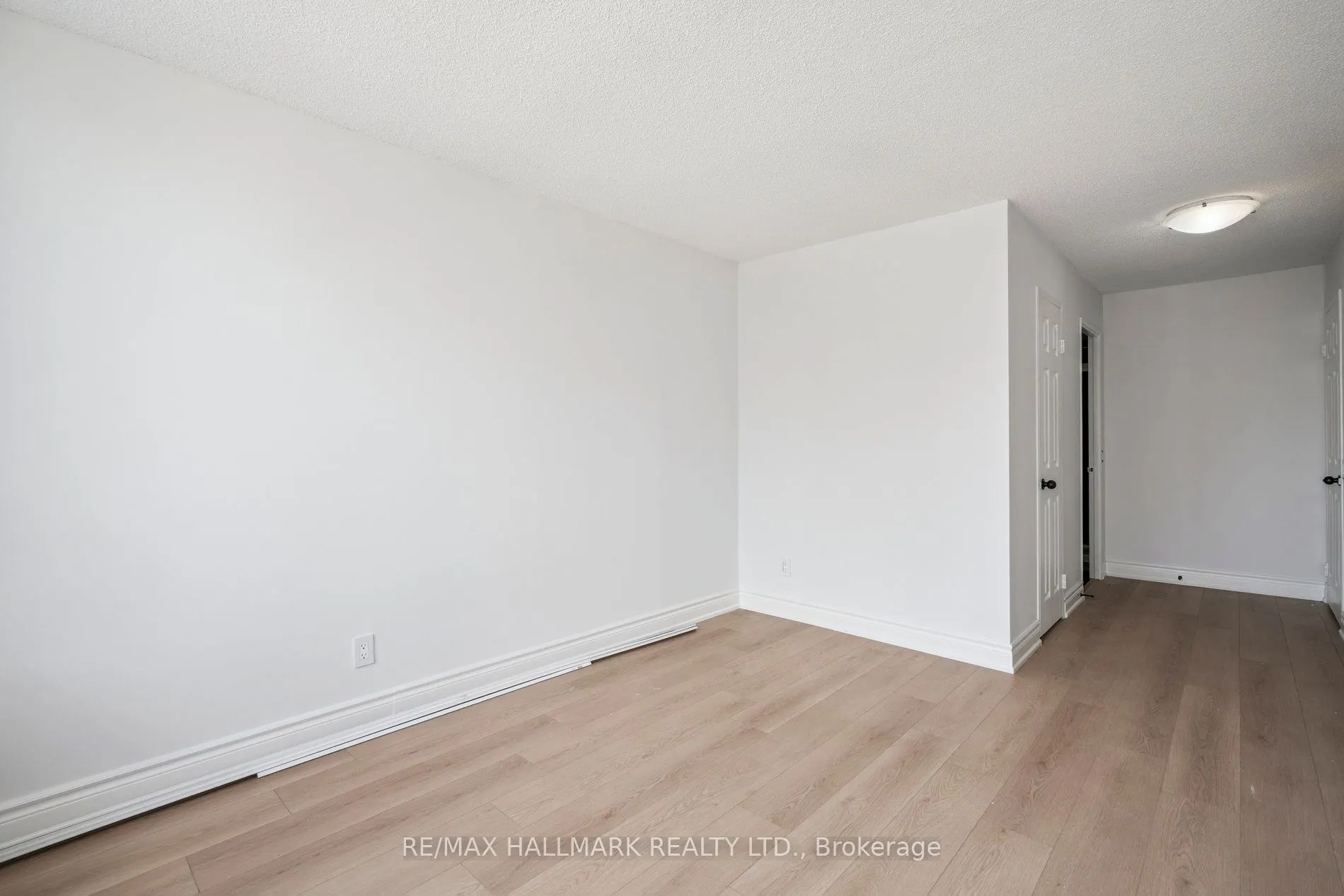 7 Bishop Avenue, #1214