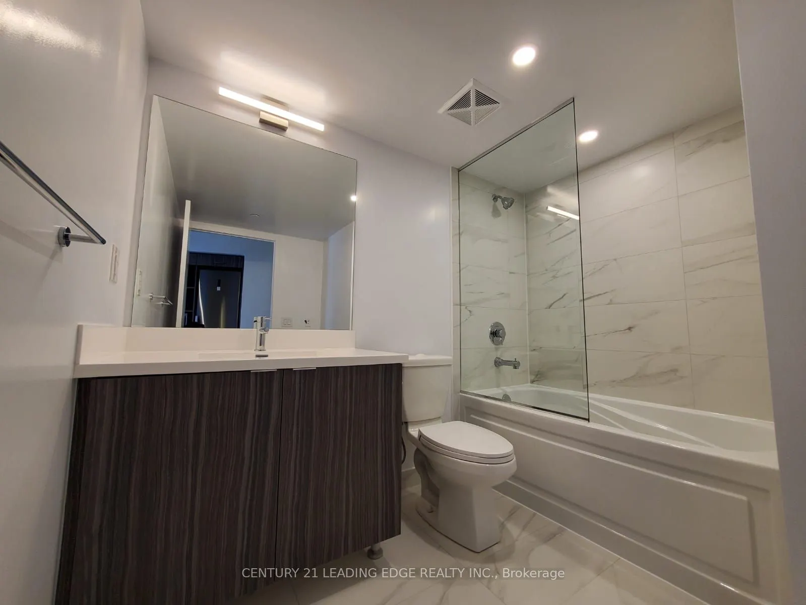 219 Dundas Street E, #1608