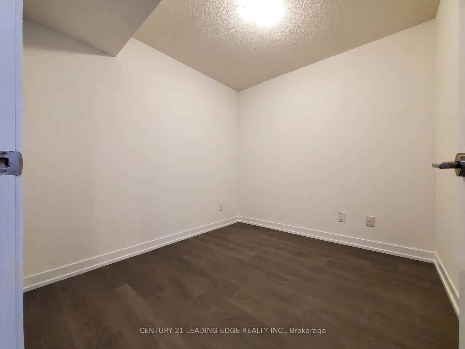 219 Dundas Street E, #1608
