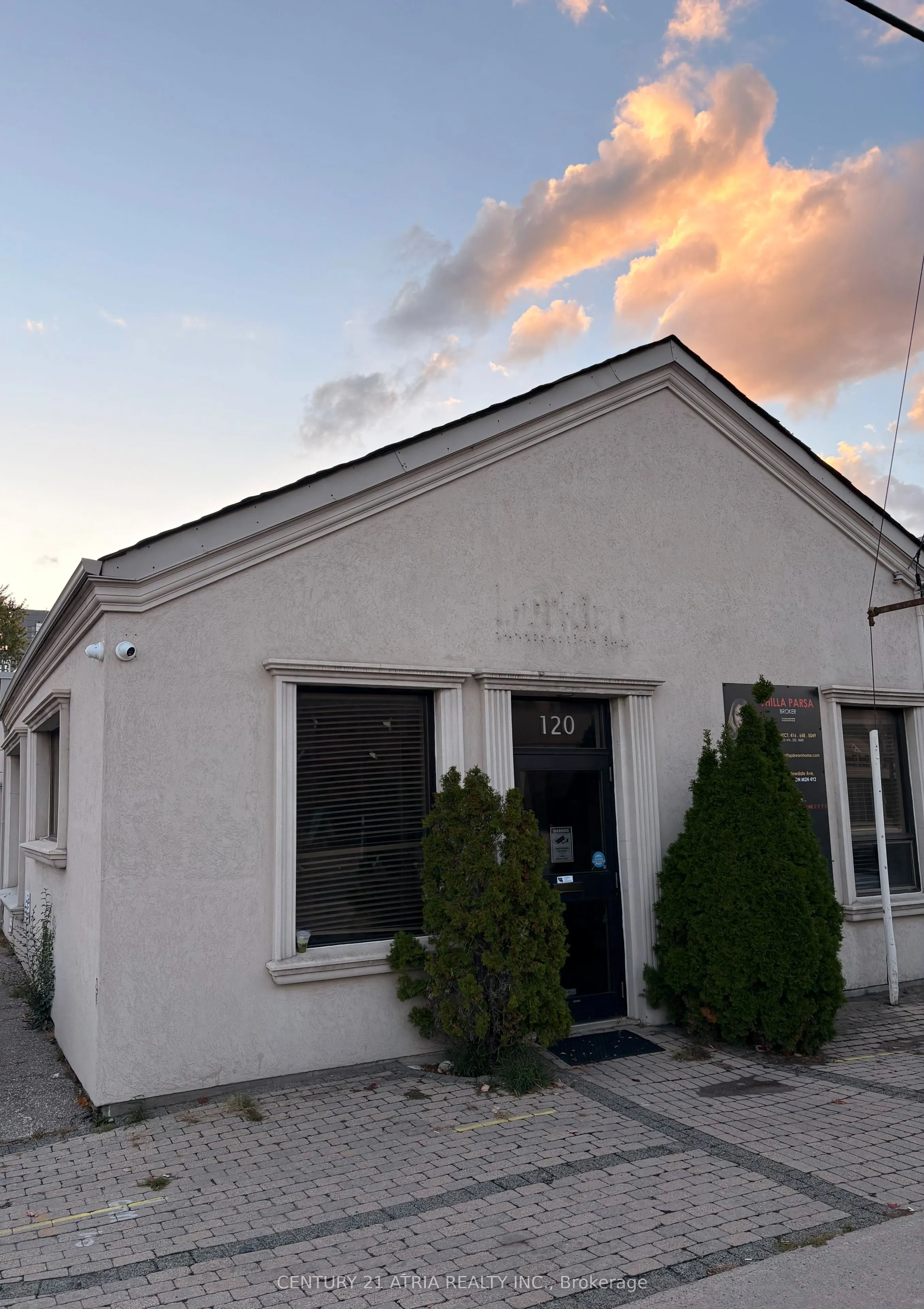 120 Willowdale Avenue, #D