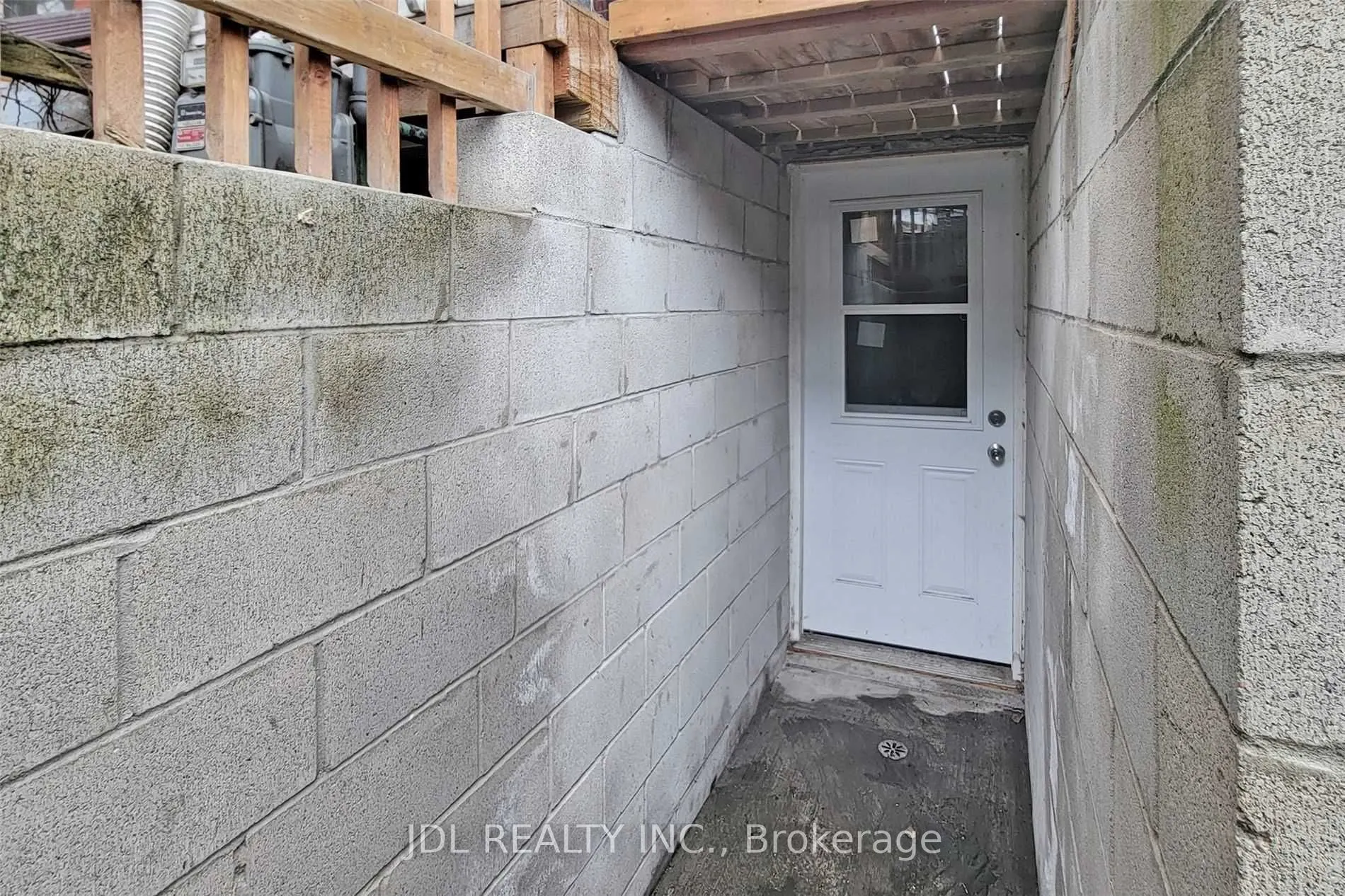216 Mc Caul Street