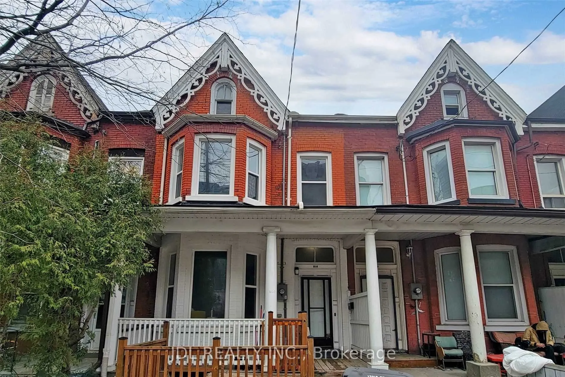 216 Mc Caul Street