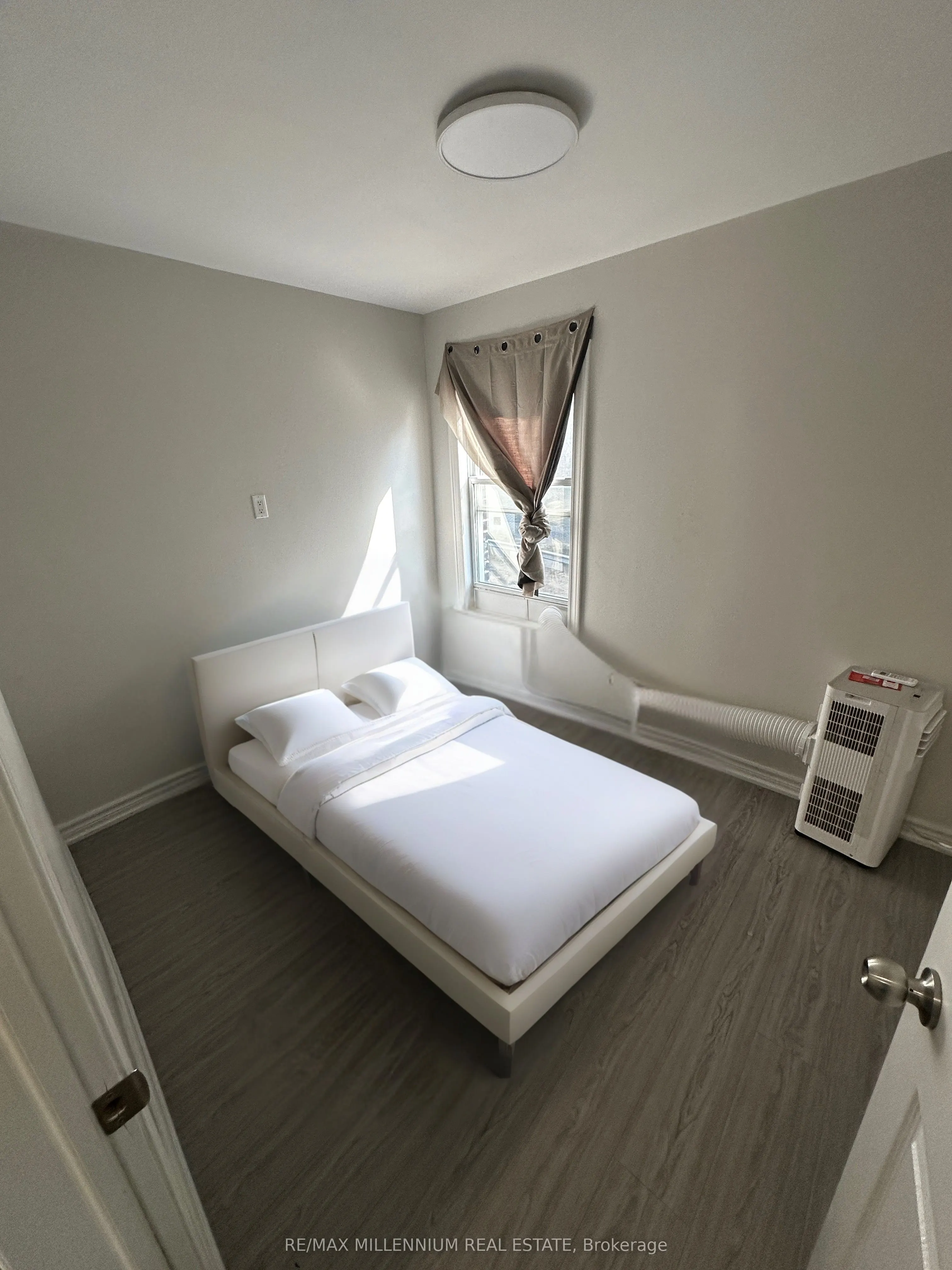 25 Howard Street, #APT 1 - Rm B