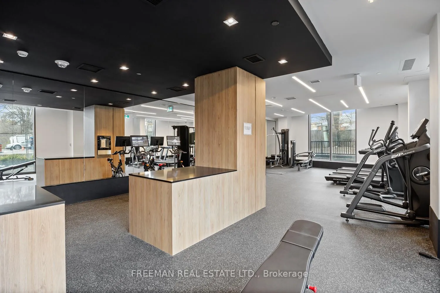 480 Wilson Avenue N, #815