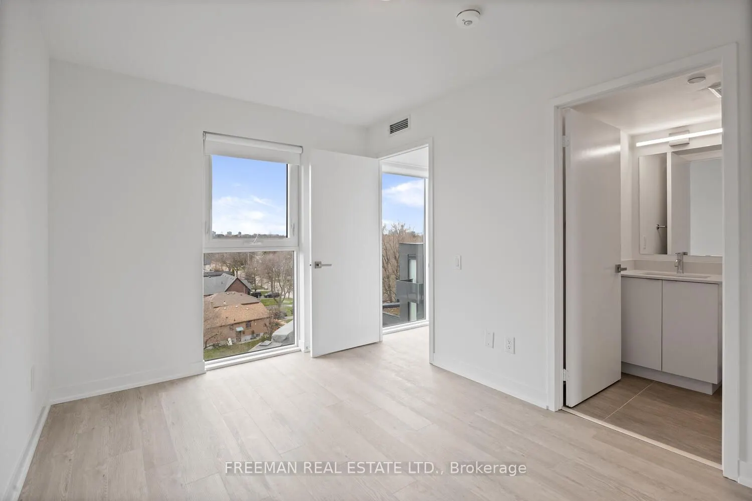 480 Wilson Avenue N, #815