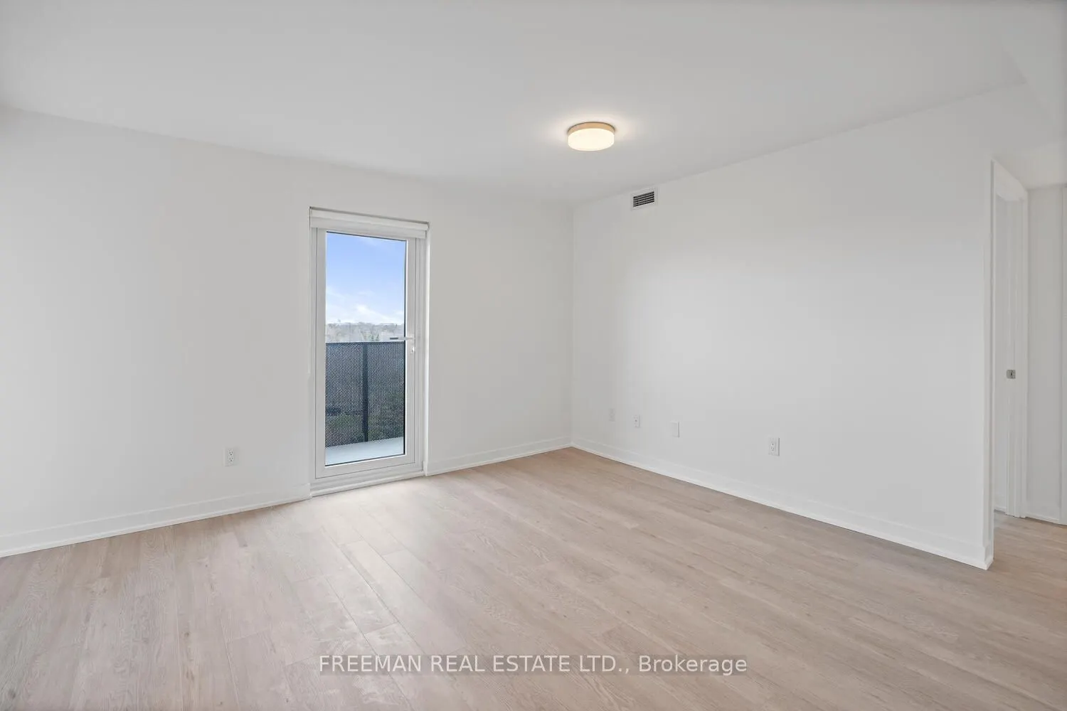480 Wilson Avenue N, #815