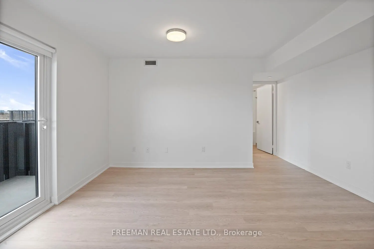 480 Wilson Avenue N, #815