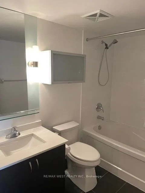 320 Richmond Street E, #1007