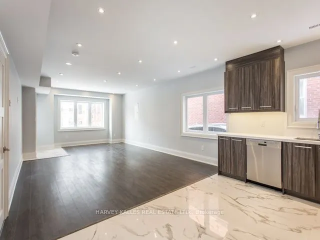 987 Avenue Road, #Upper